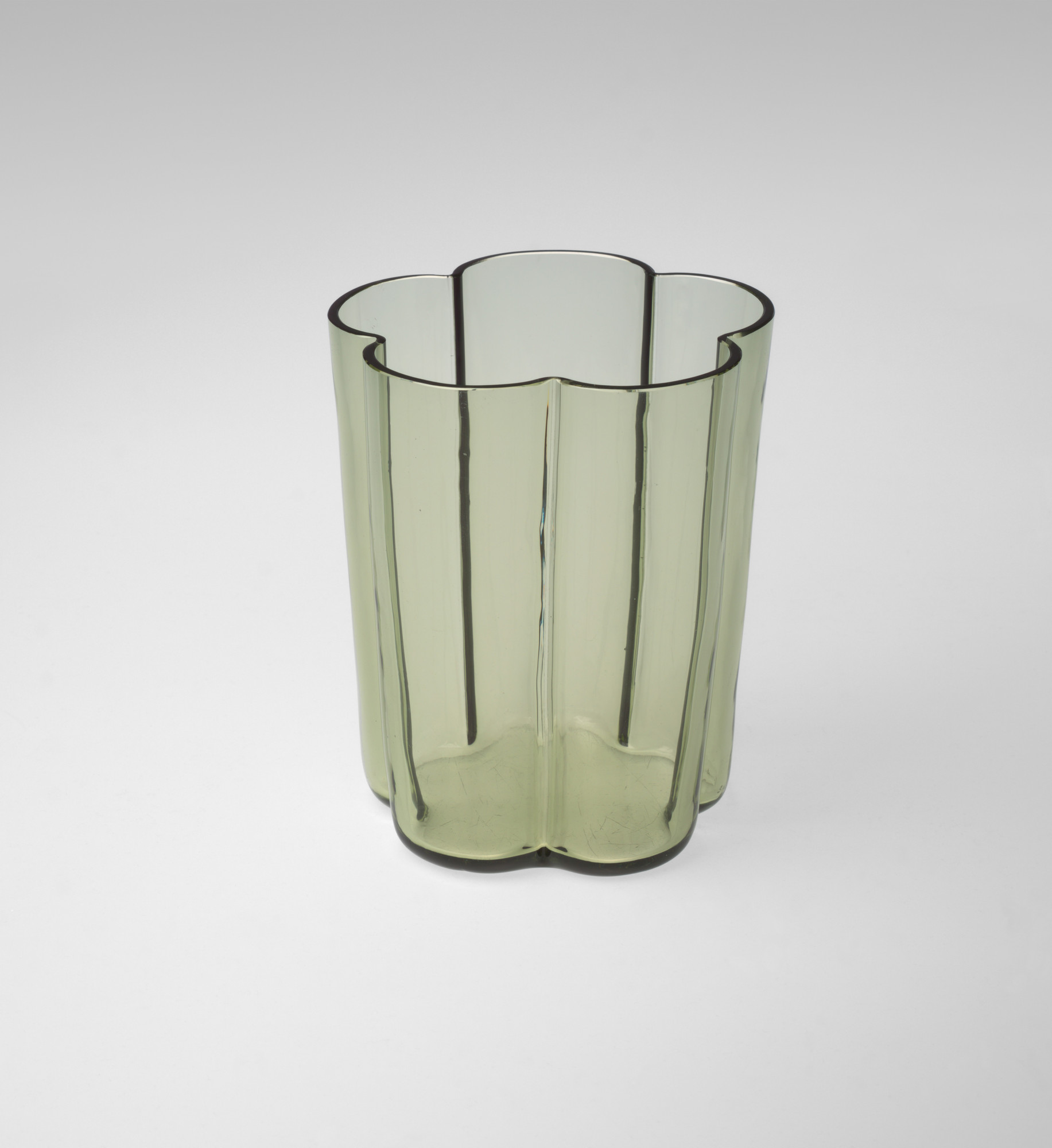 Josef Hoffmann. Vase