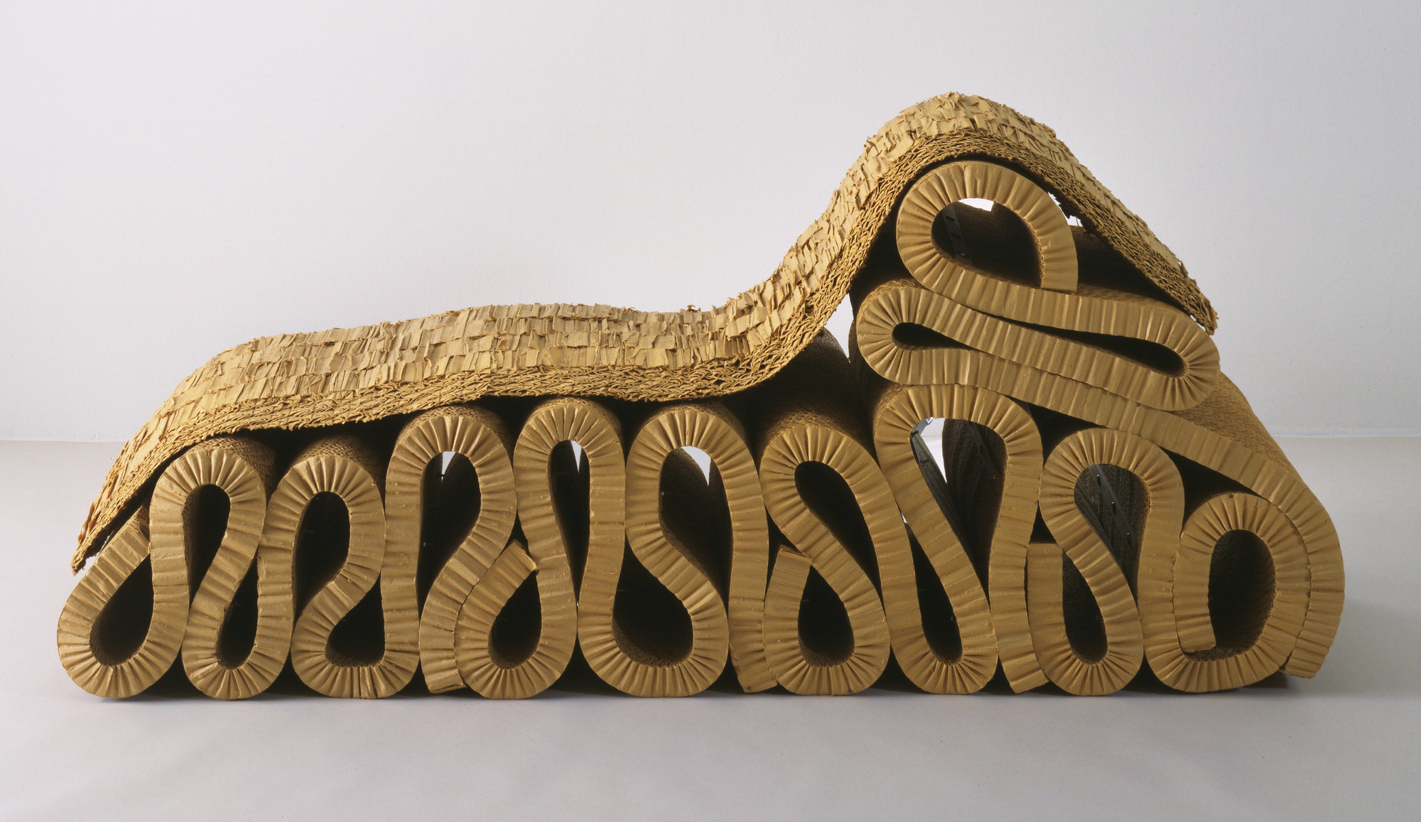 Frank O. Gehry. Bubbles Chaise Longue. 1987
