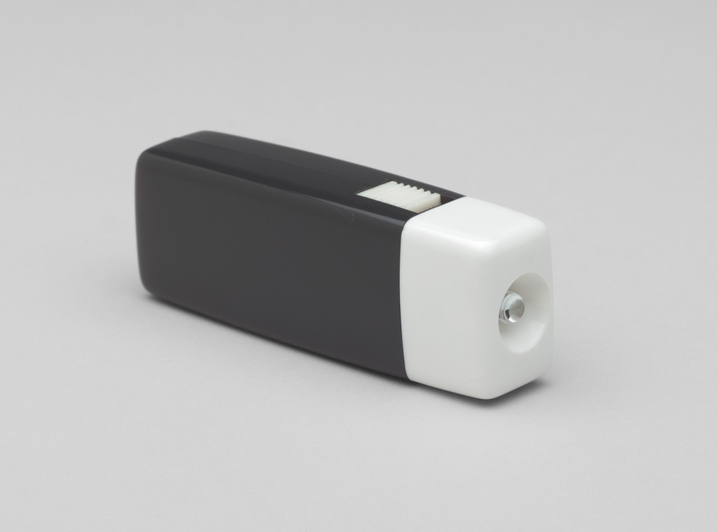 Pocket Flashlight by Allgemeine Elektricitäts Gesellschaft (A.E.G.), Germany