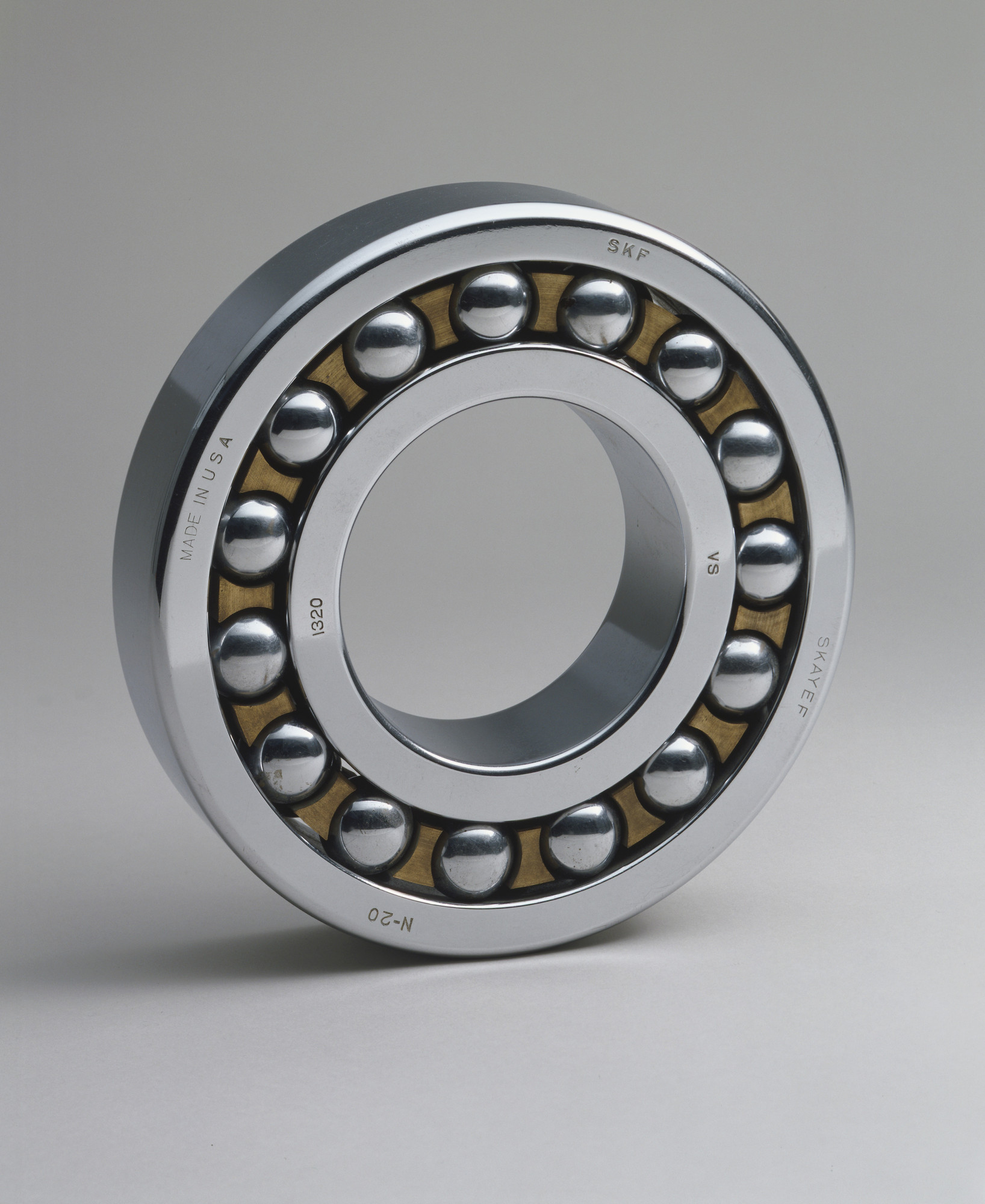 Four 1-3//4 Chrome Steel Bearing Balls