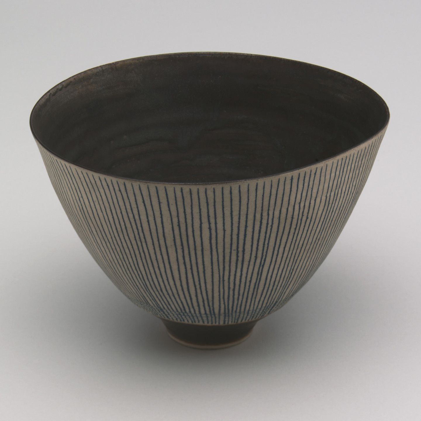 Lucie Rie. Bowl. c. 1953