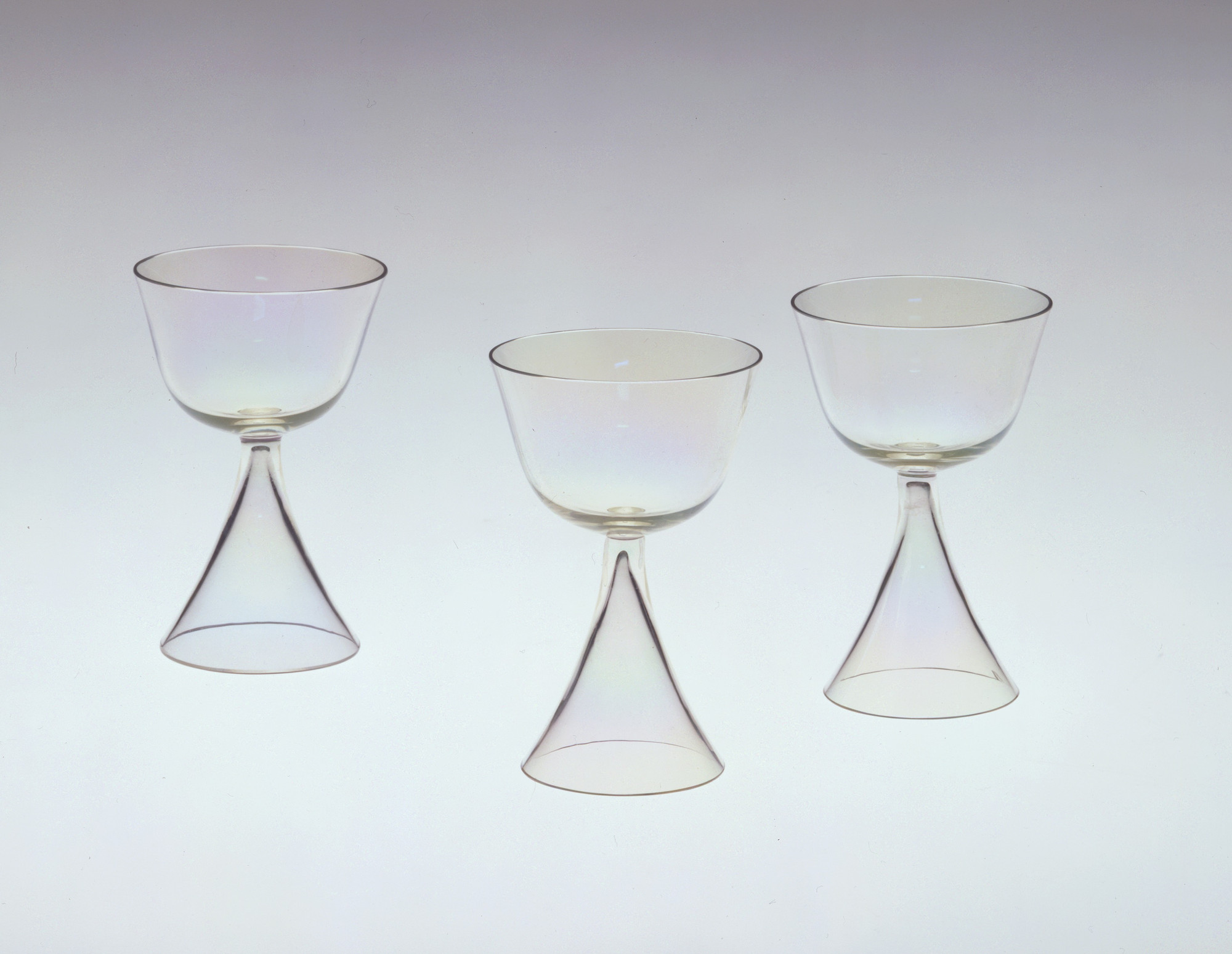 Verre à vin blanc à pied haut cristal collection Patrician Hoffmann