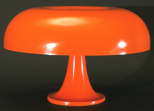 BEN NICHOLSONO.M.、1929、海外版超希少レゾネ、新品額付 Nesso Table Lamp | MoMA