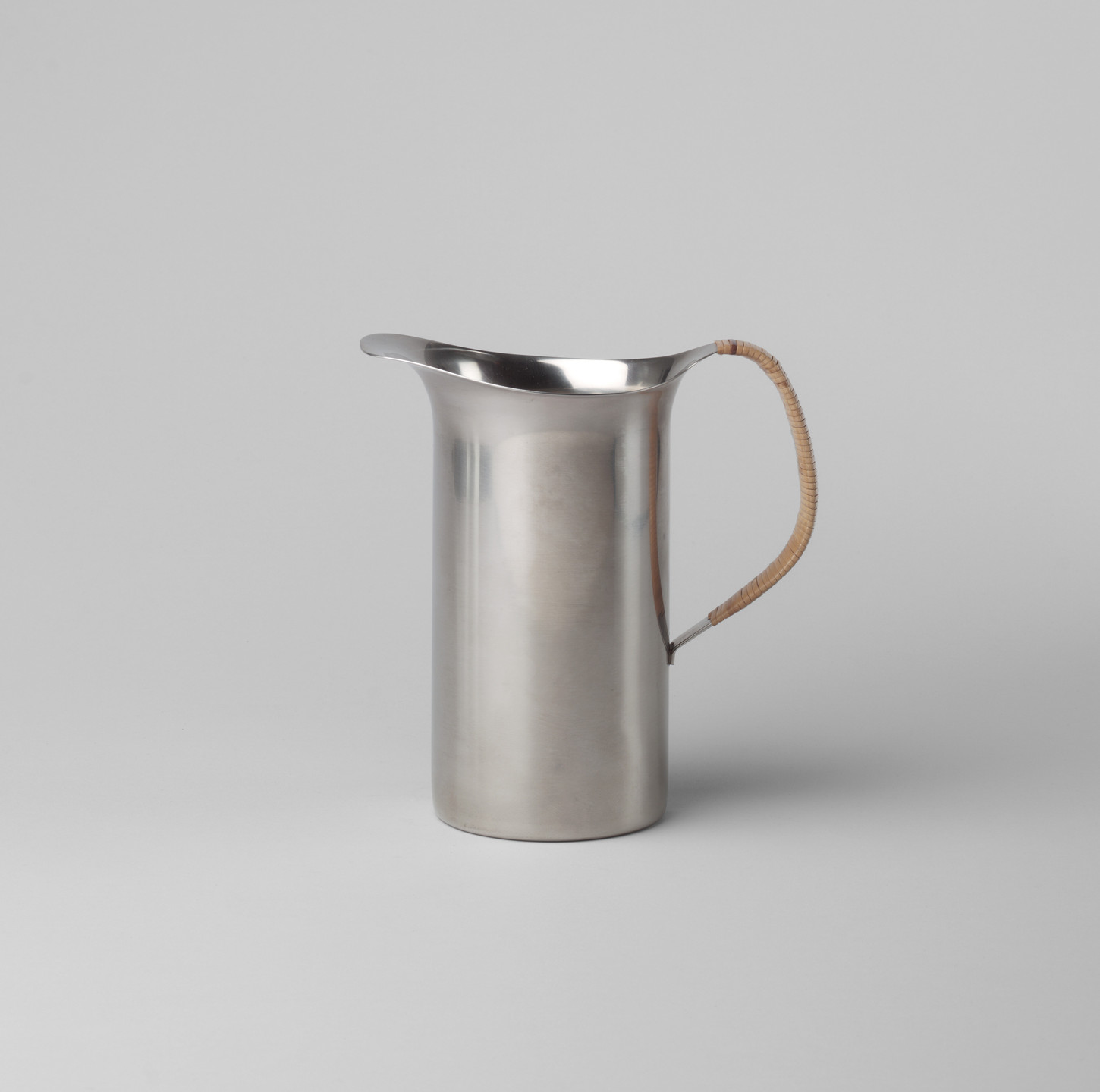 Aage Helbig Hansen. Pitcher. c. 1957