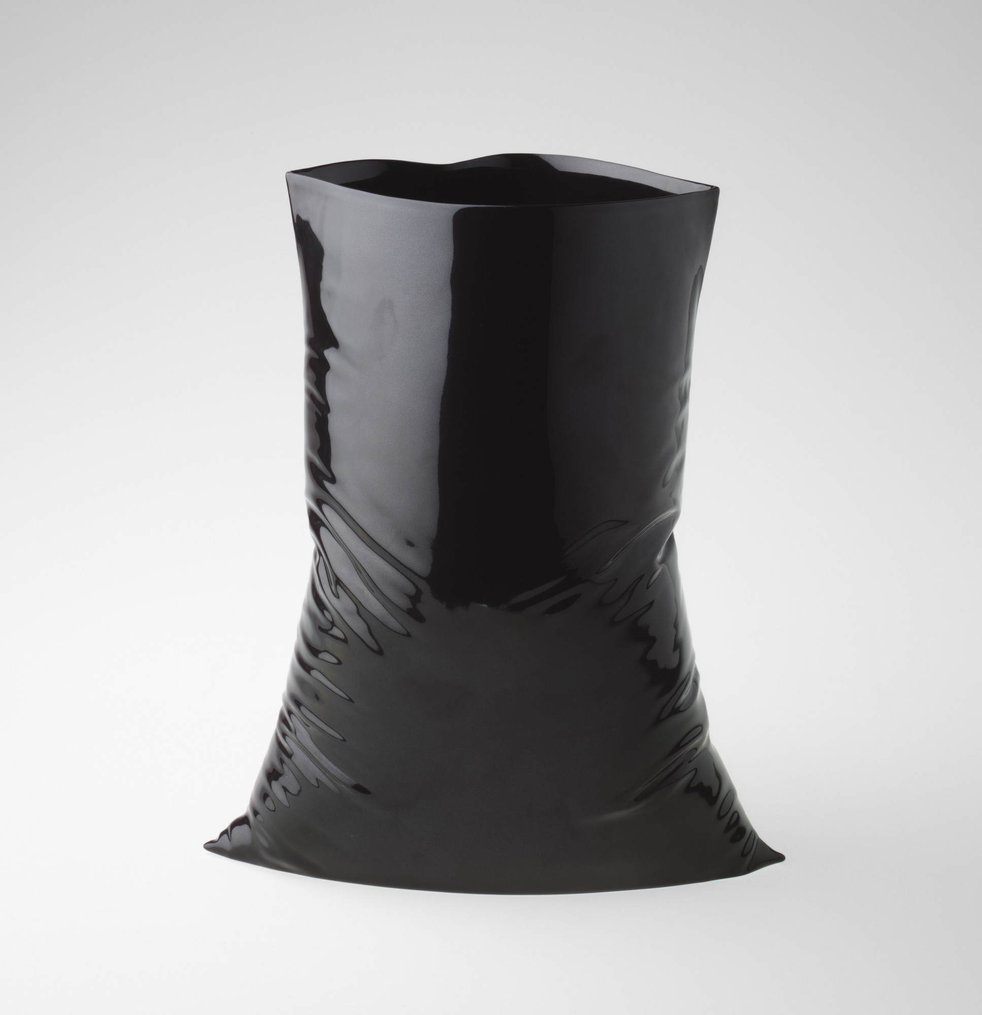 Makoto Komatsu. Crinkle Super Bag Vase (V-1). 1974 | MoMA