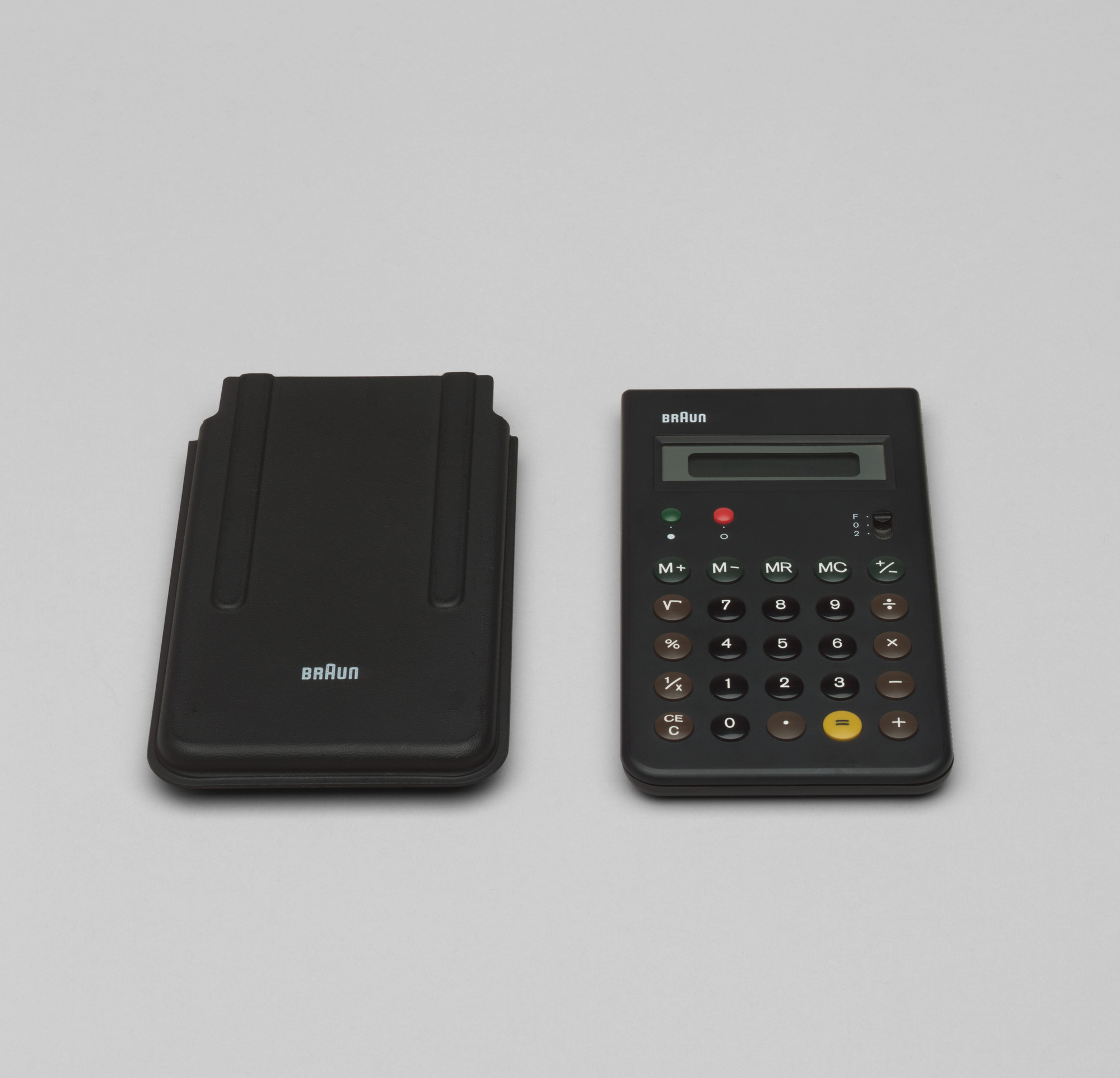 Dieter Rams, Dietrich Lubs. Calculator (model ET 55). |