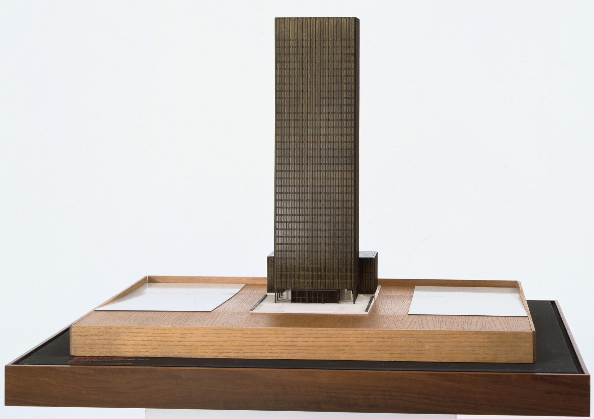 Ludwig Mies van der Rohe, Philip Johnson, Kahn &amp; Jacobs. Joseph E. Seagram and Sons Office Building, New York, New York. 1954-58