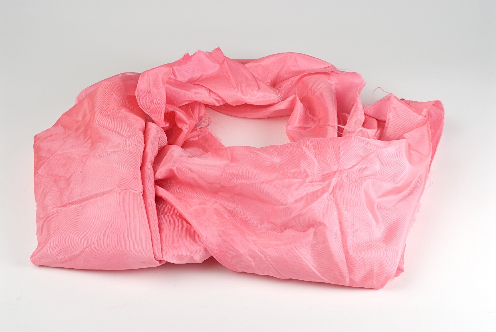 James Lee Byars. The Pink Silk Airplane