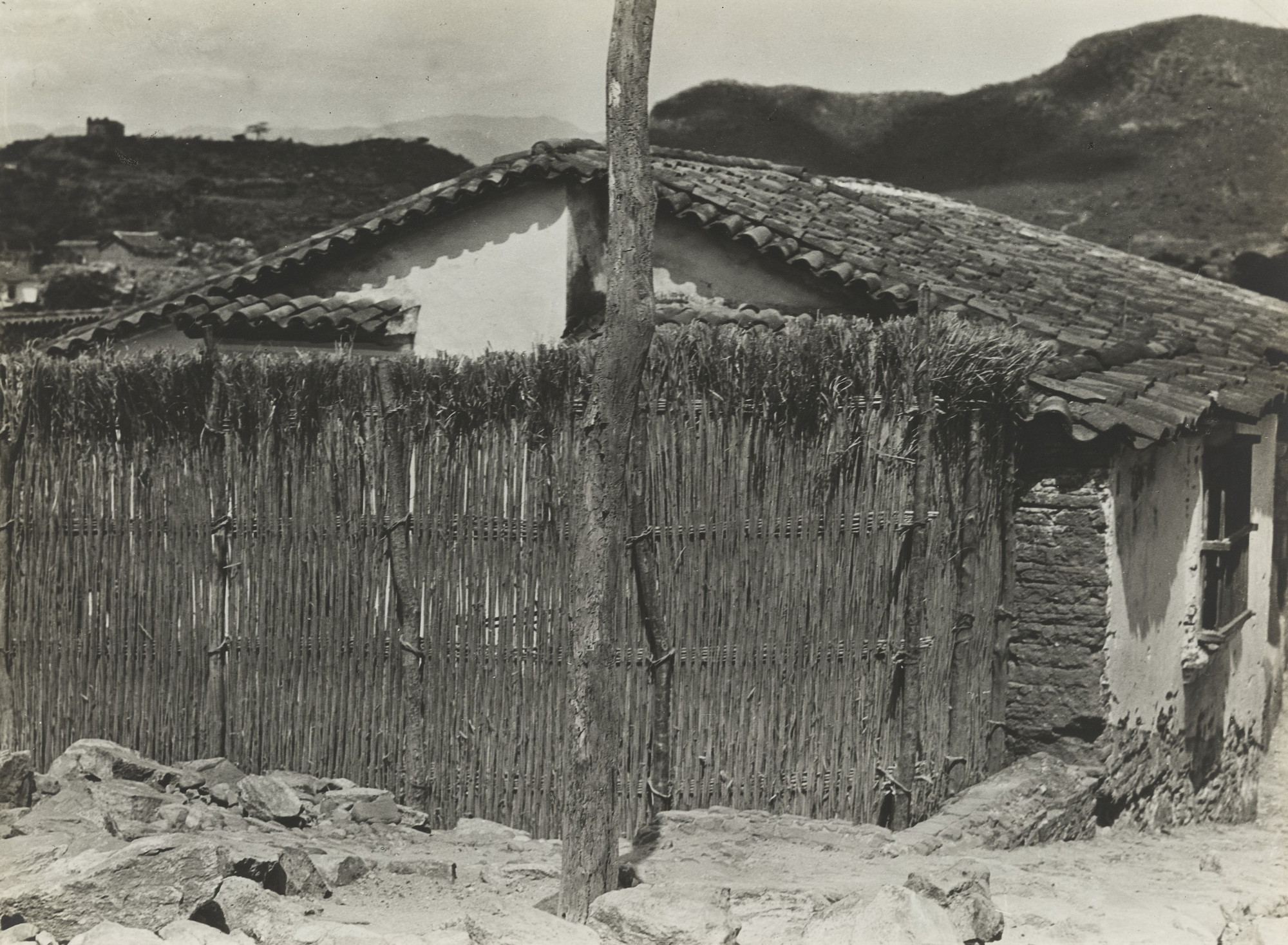 Tina Modotti. House in Tehuantepec