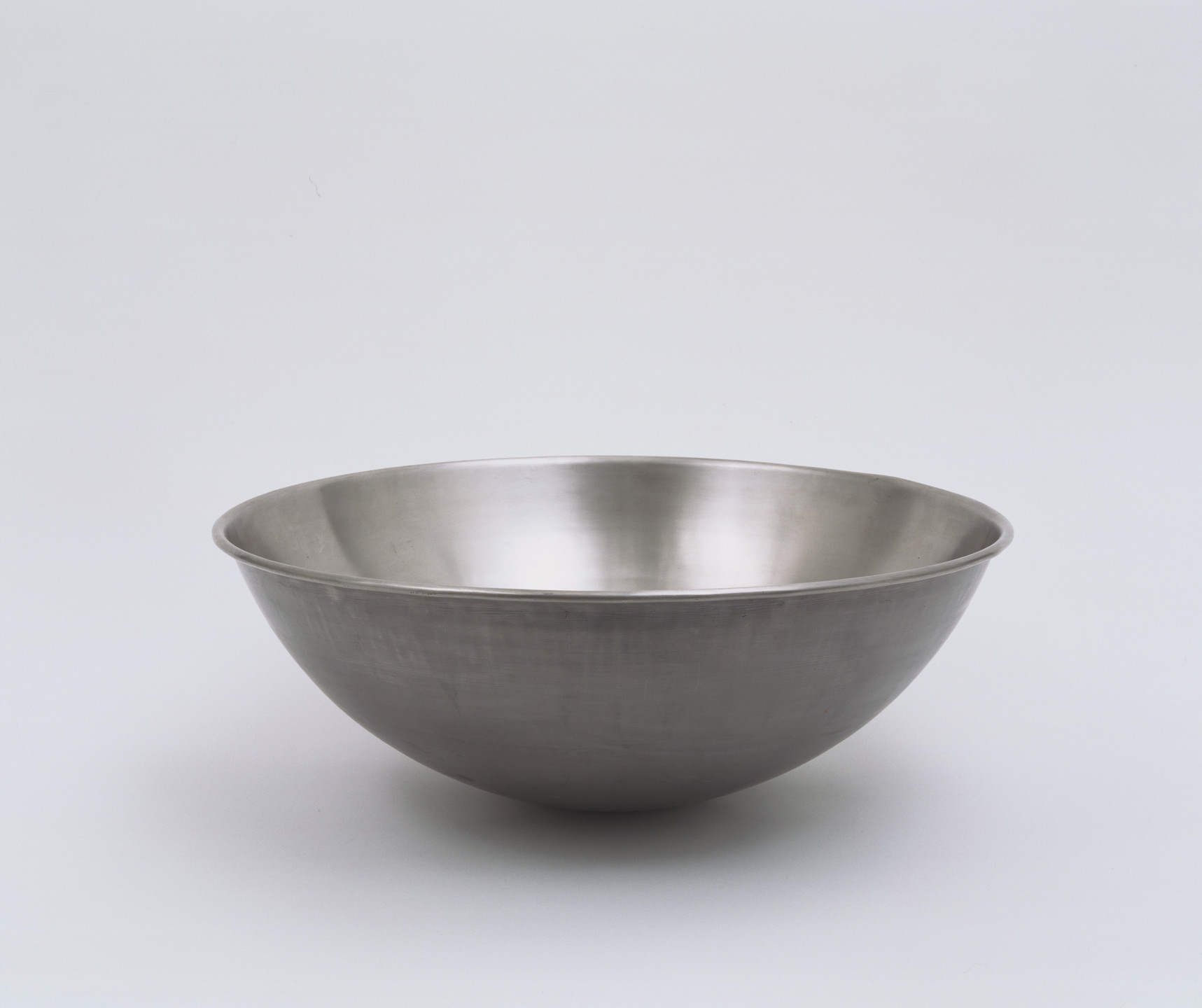 Lalance &amp; Grosjean Mfg. Co., Woodhaven, NY. Crusader Baker&#39;s Bowl. Before 1934