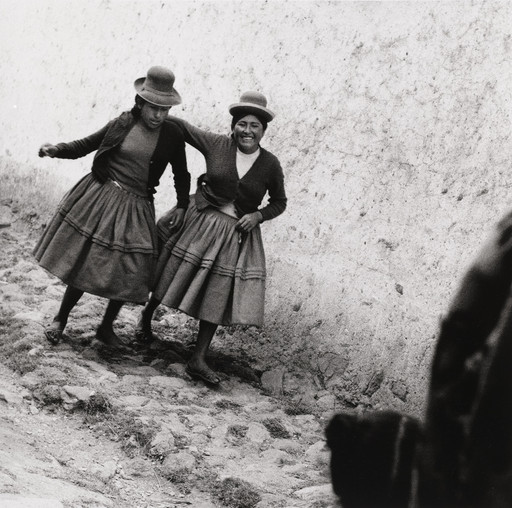 Two drunk women, Puno, Peru