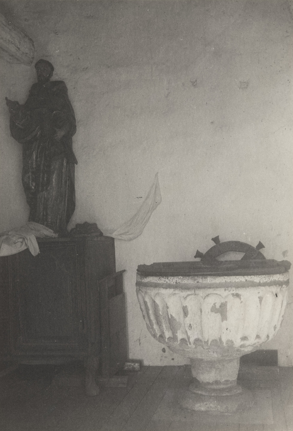 Adam Clark Vroman. San Juan Capistrano Mission Font and Prayer Wheel. 1897