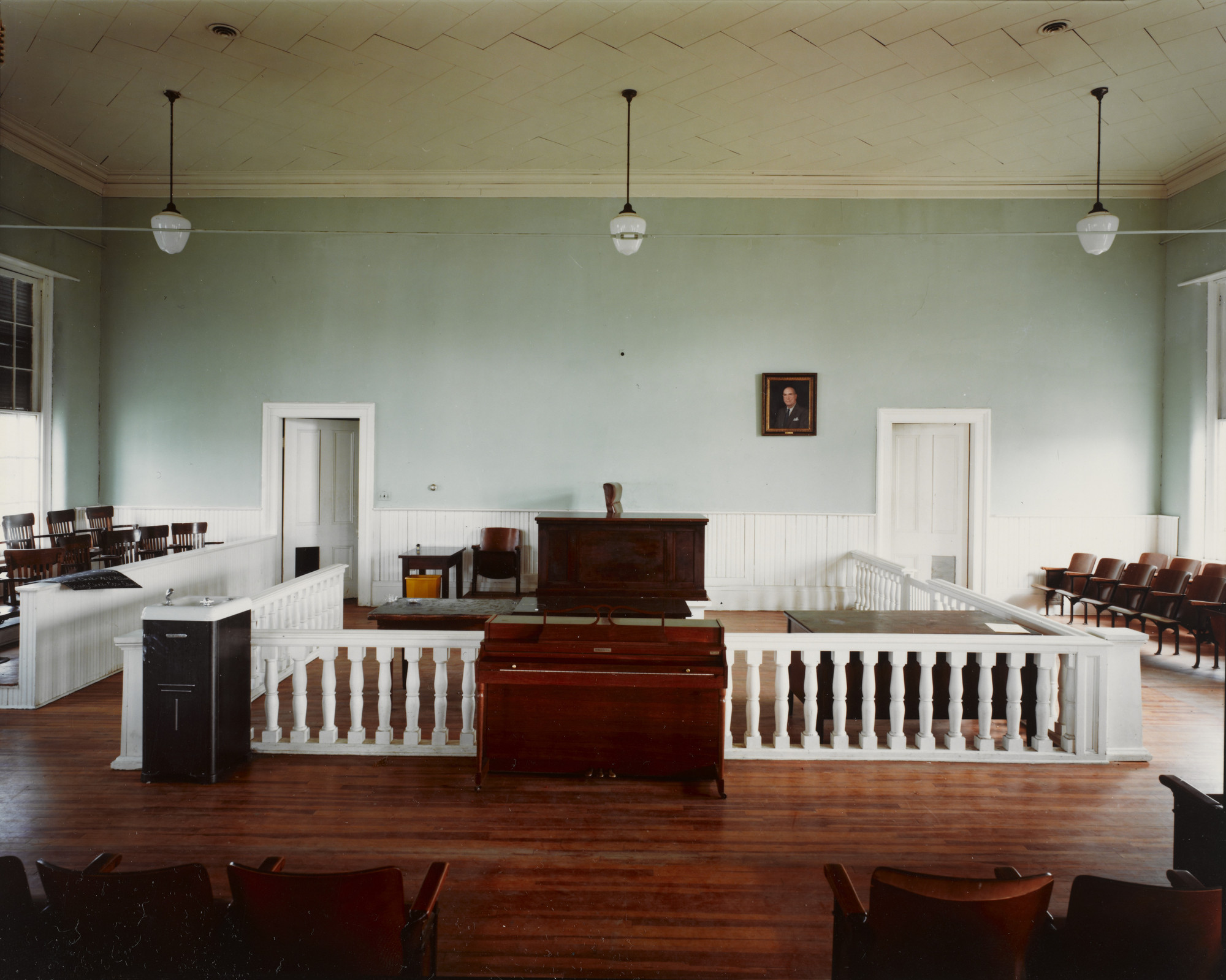 Stephen Shore. Greene County Court House, Eutaw, Alabama, February 14, 1976