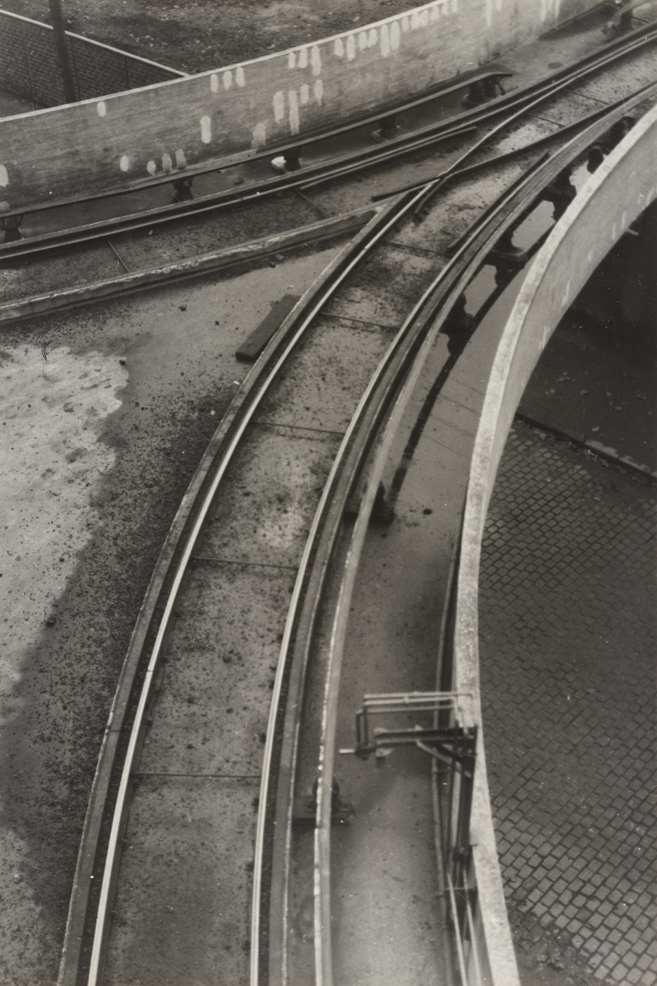 Germaine Krull. Rails. c. 1927