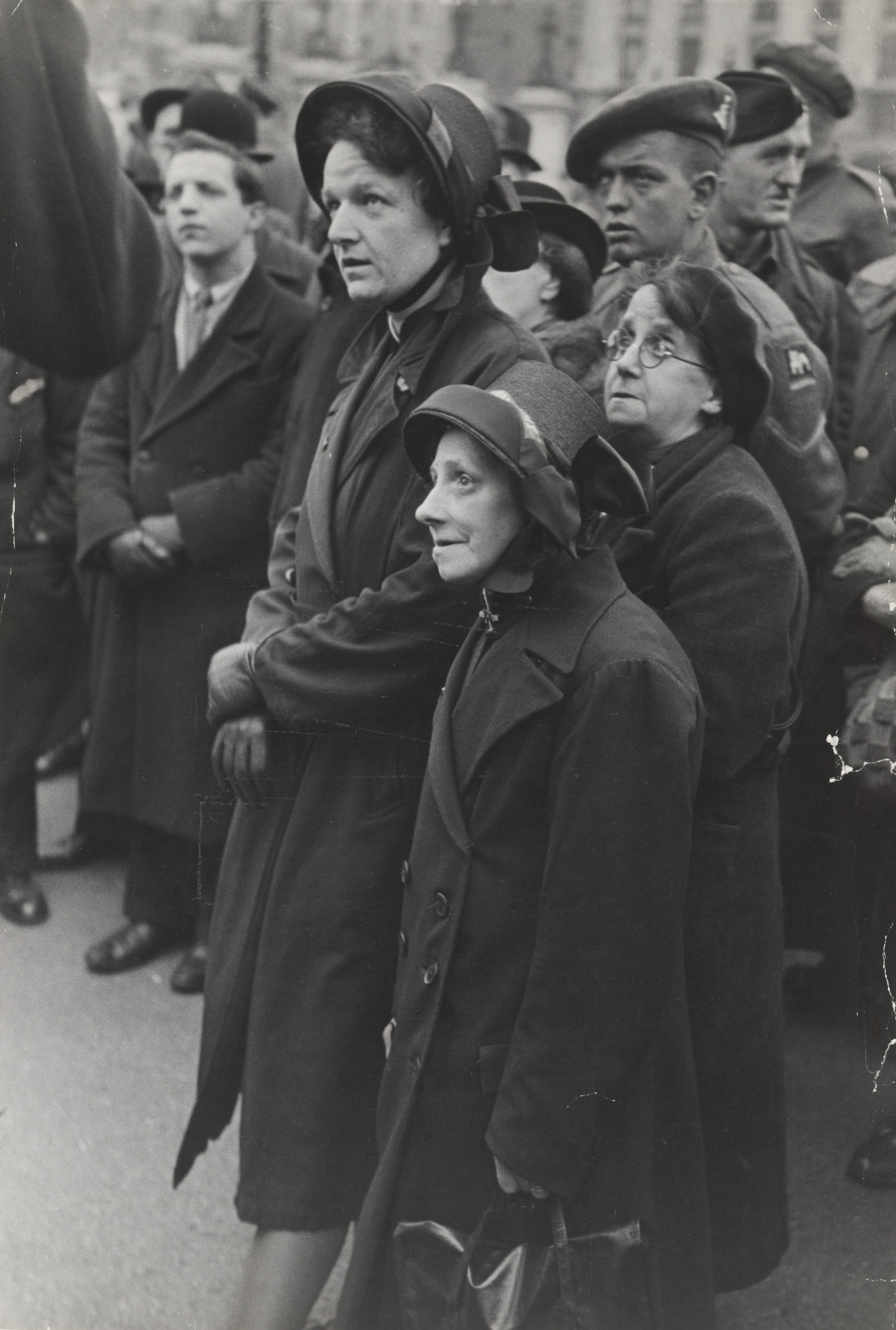 Henri Cartier-Bresson. Listening to a Soap-Box Orator, Hyde Park, London