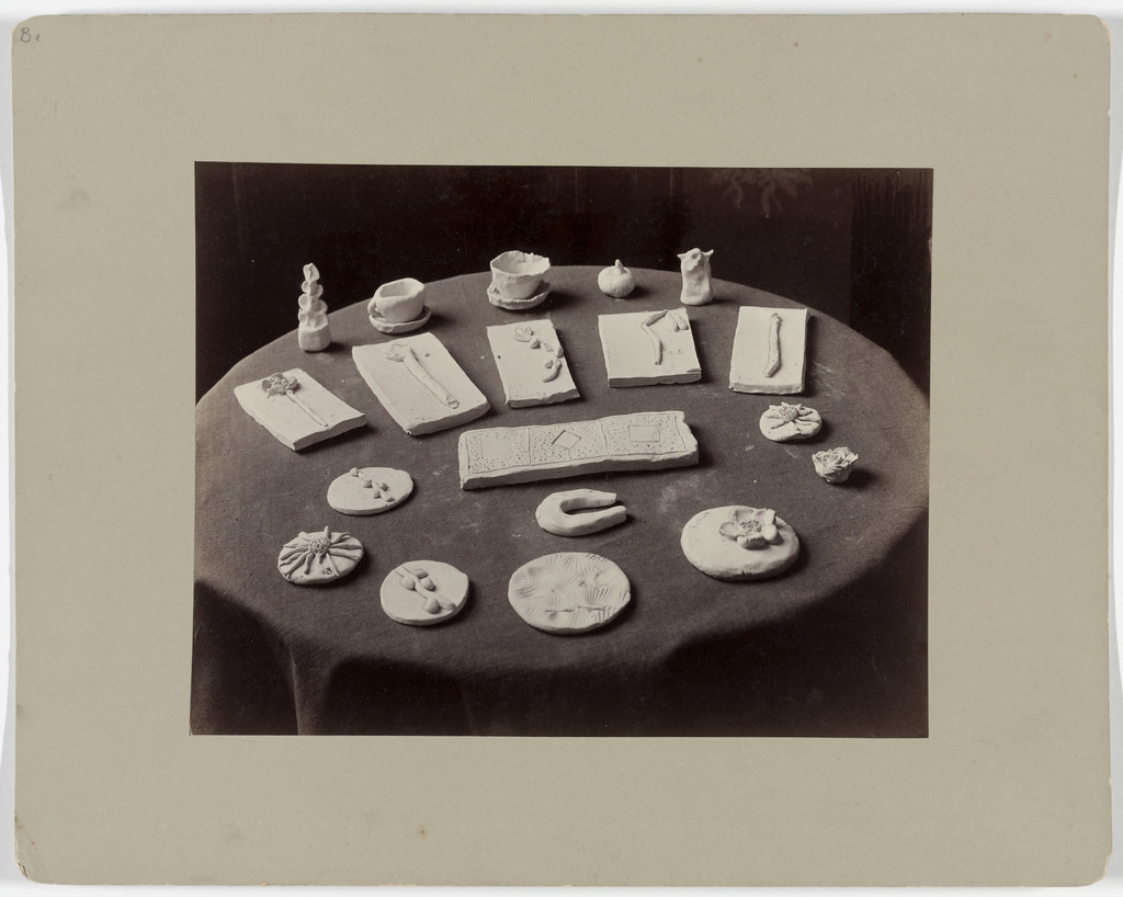 Gift 20-Clay (Kindergarten material based on the educational theories of Friedrich Froebel)