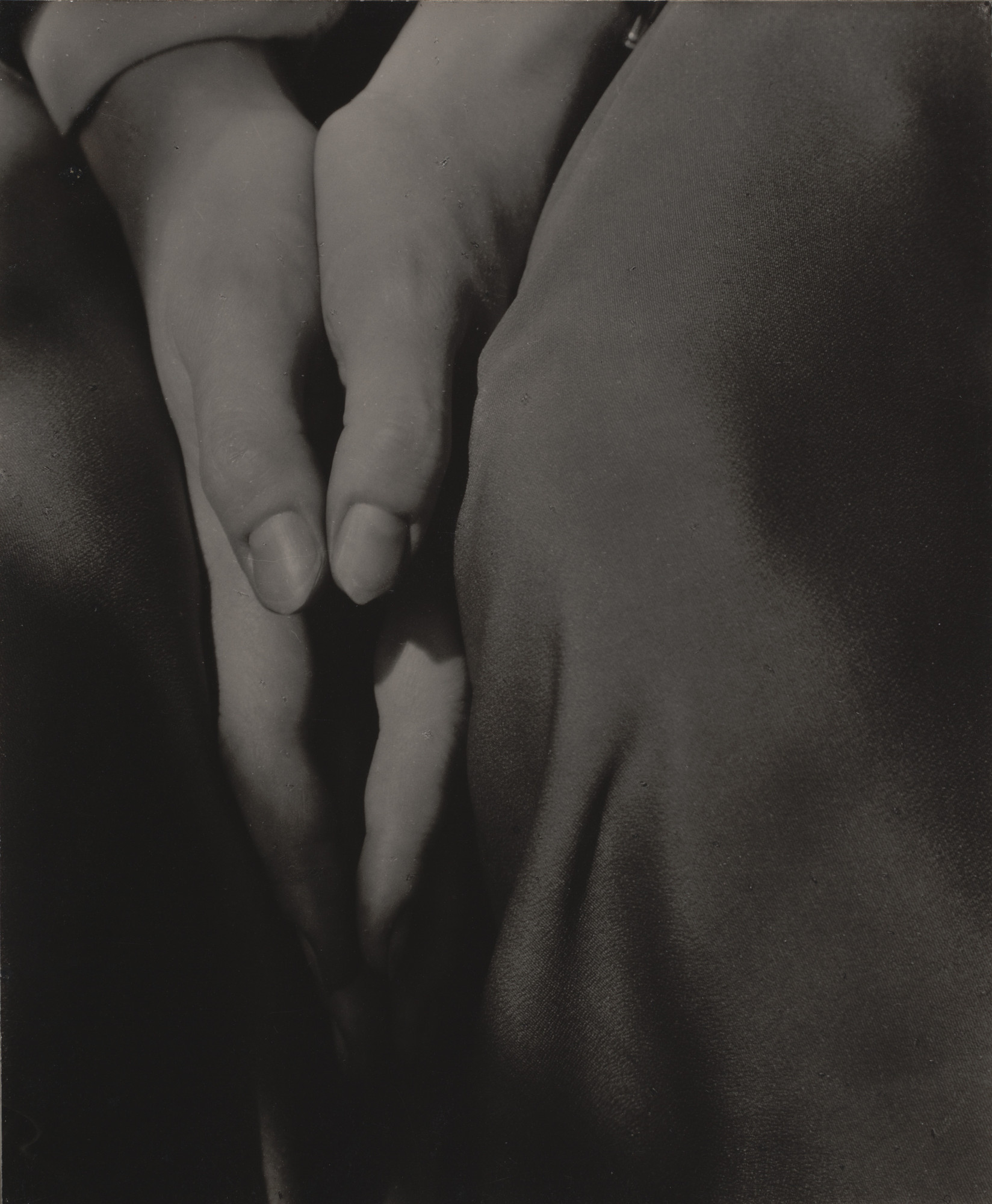 Alfred Stieglitz. Hands