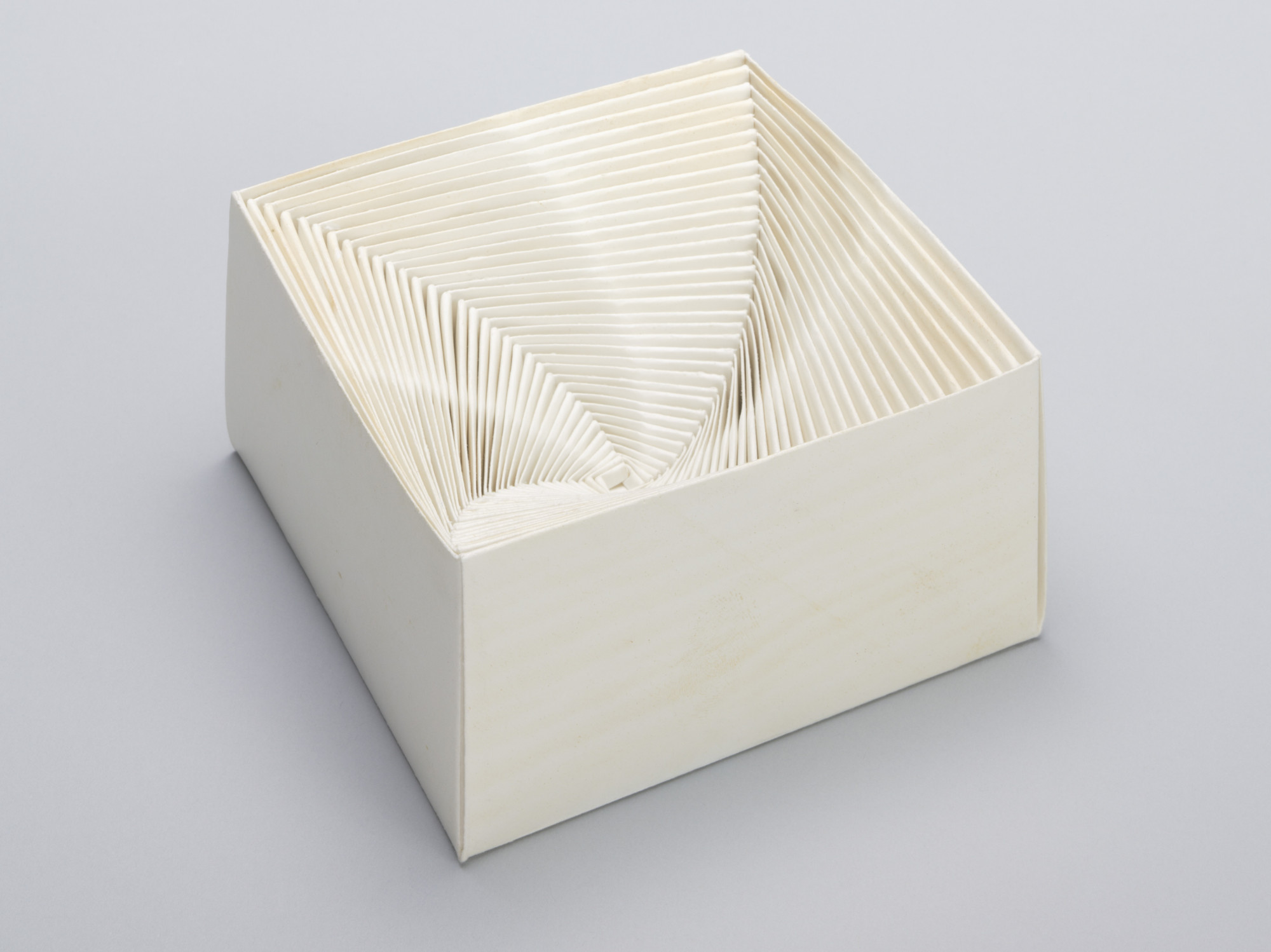 Mieko Shiomi. Endless Box from Fluxkit