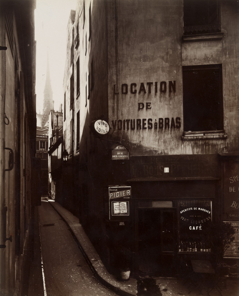Rue des Chantres, Eugène Atget, Avril-Mai 1923, Gelatin silver printing-out-paper print