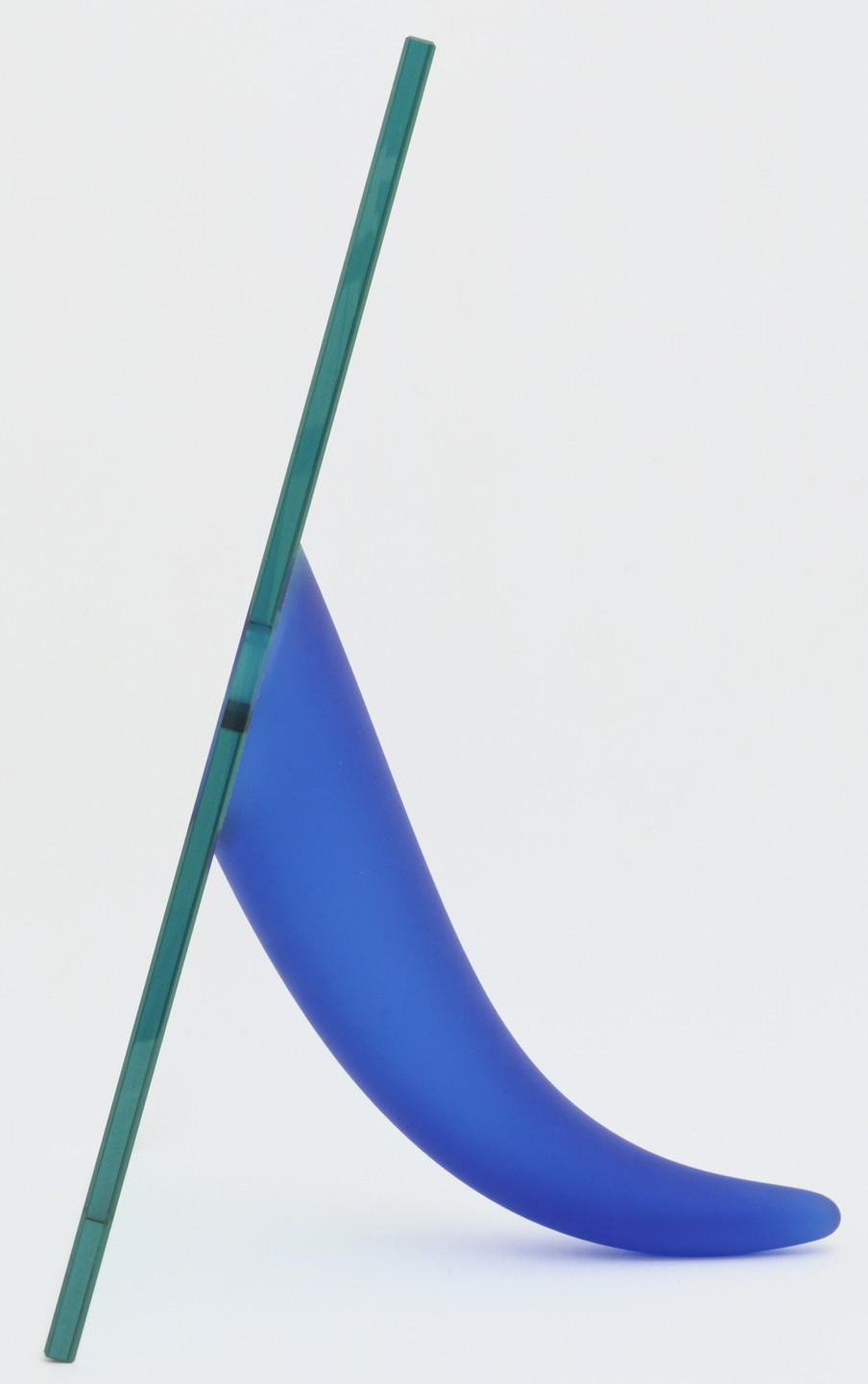 Philippe Starck. Petite Étrangeté Sous un Mur Vase. 1988