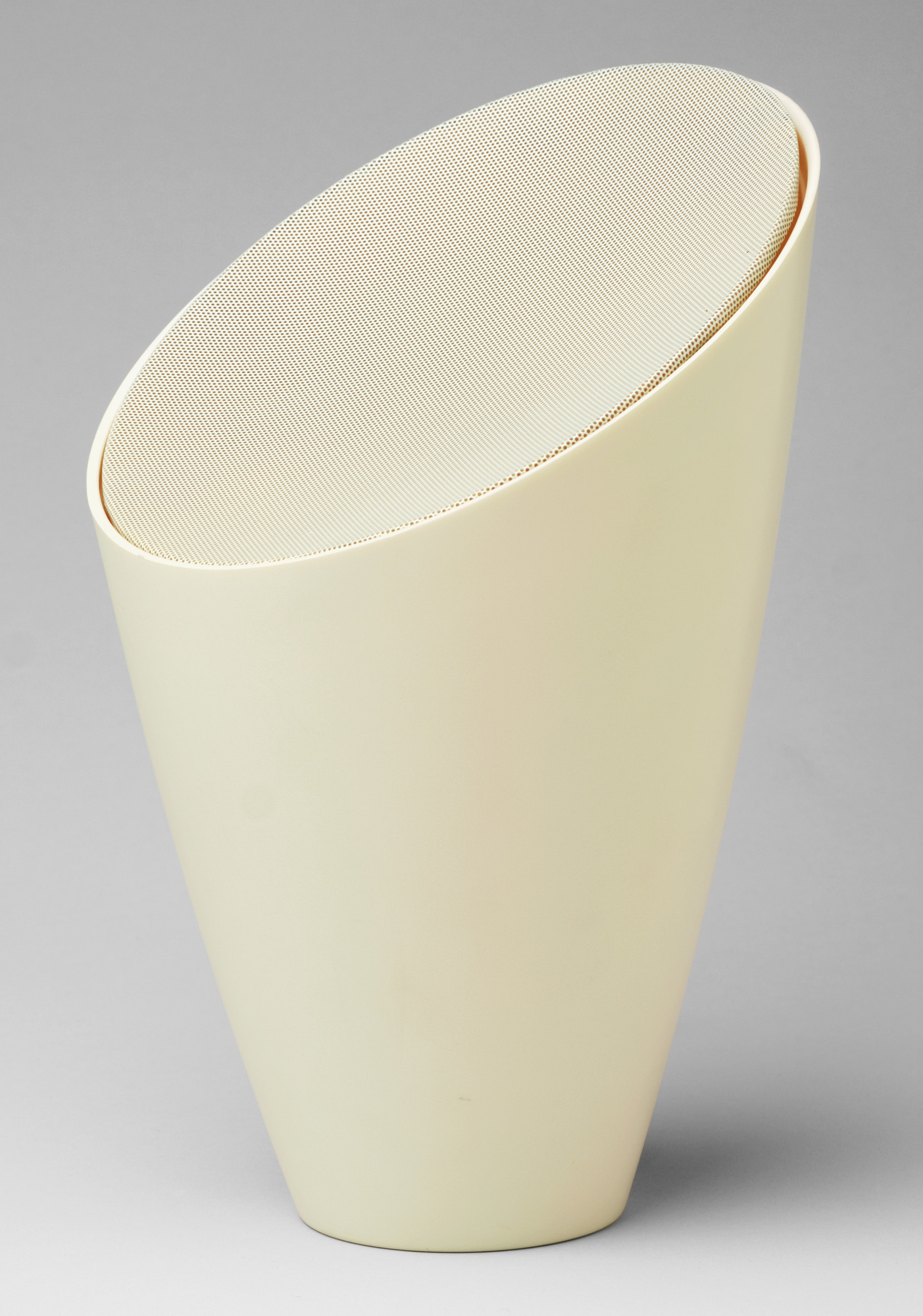 Philippe Starck. Poe Radio. 1996 | MoMA