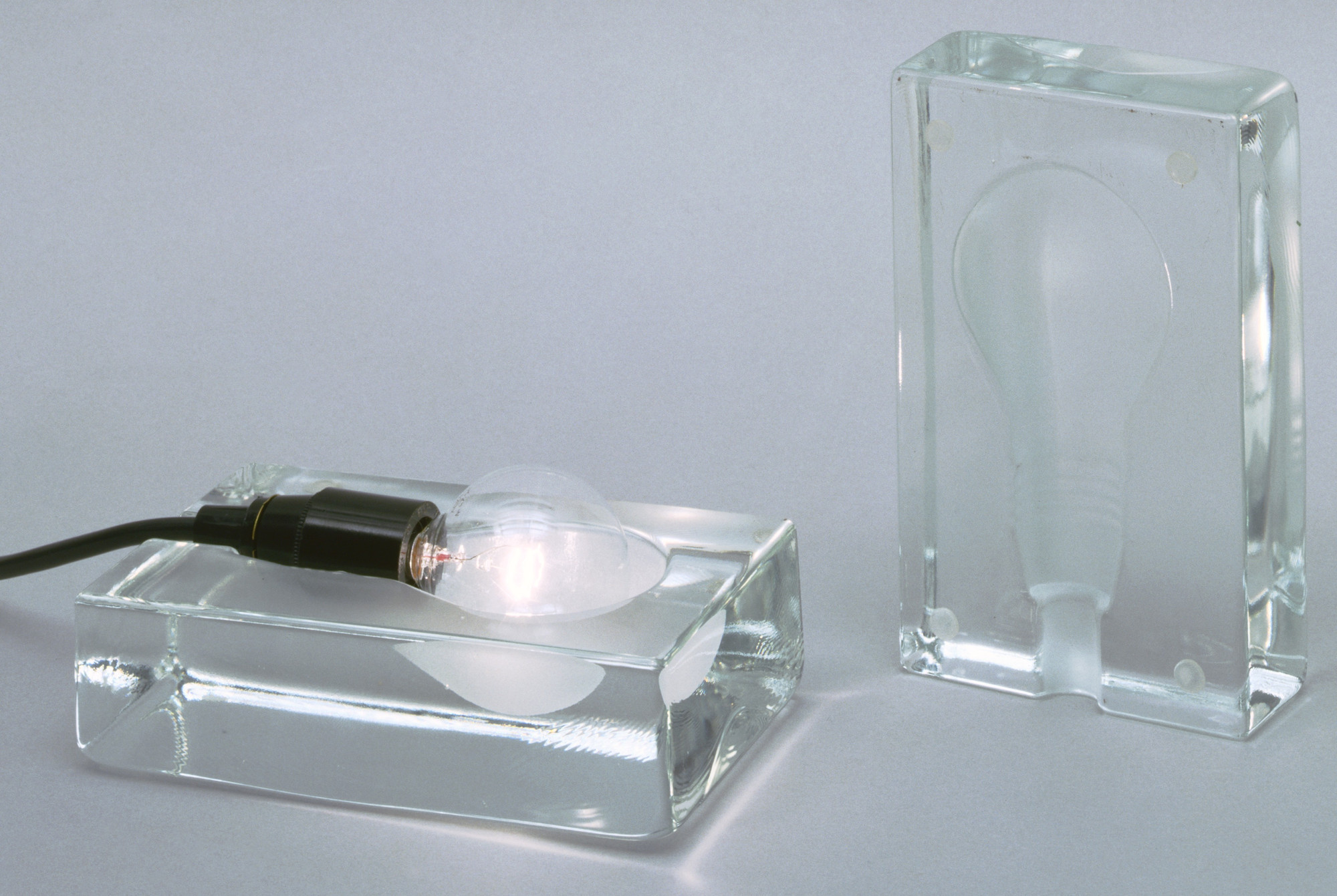 【貴重】葡90s BLOCKLAMP Harri Koskinen ポルトガル製 Harri Koskinen. Block Lamp. 1996 | MoMA