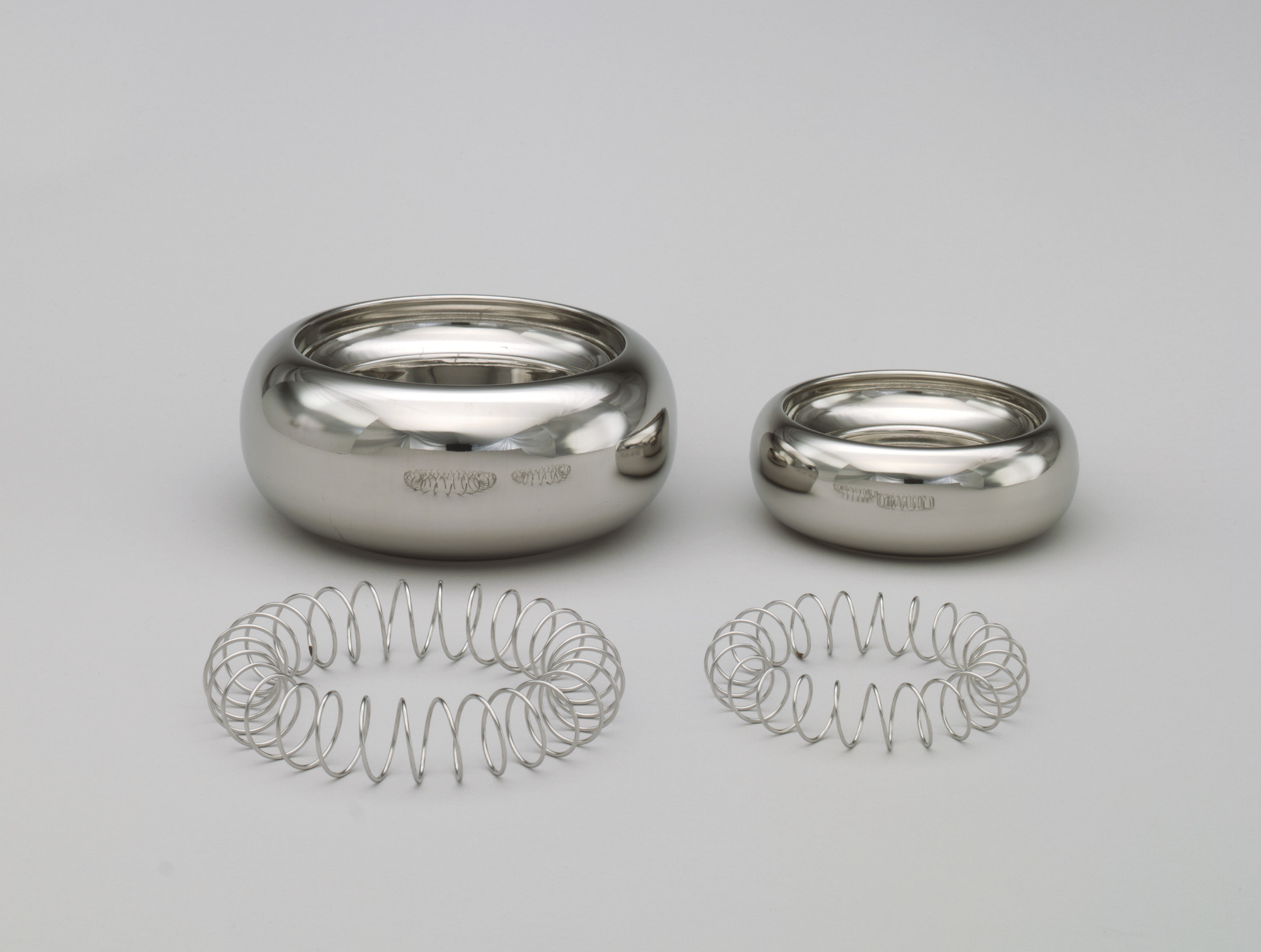 Achille Castiglioni. Spirale Ashtray (7690)