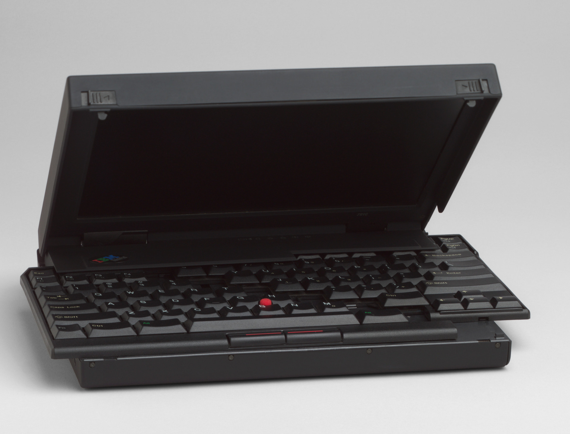 Sam Lucente, John Karidis, Robert P. Tennant, Richard Sapper, IBM Corporation. ThinkPad 701 Portable Computer. 1995