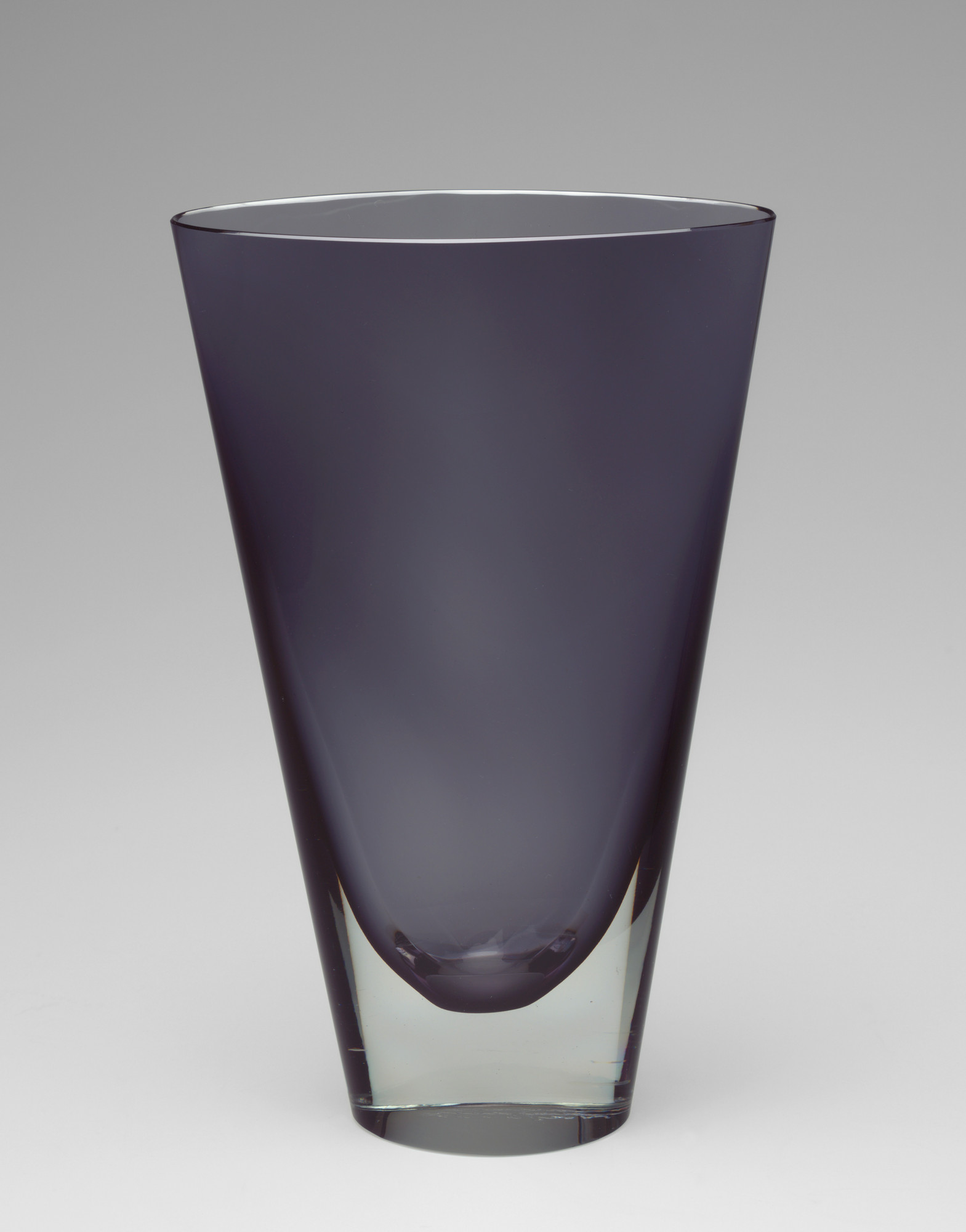 Kaj Franck. Vase
