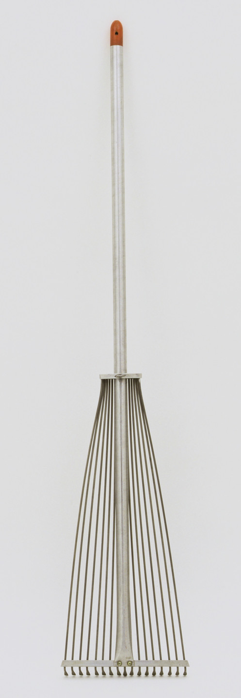 Vernon P. Steele. Adjustable Garden Rake. 1945