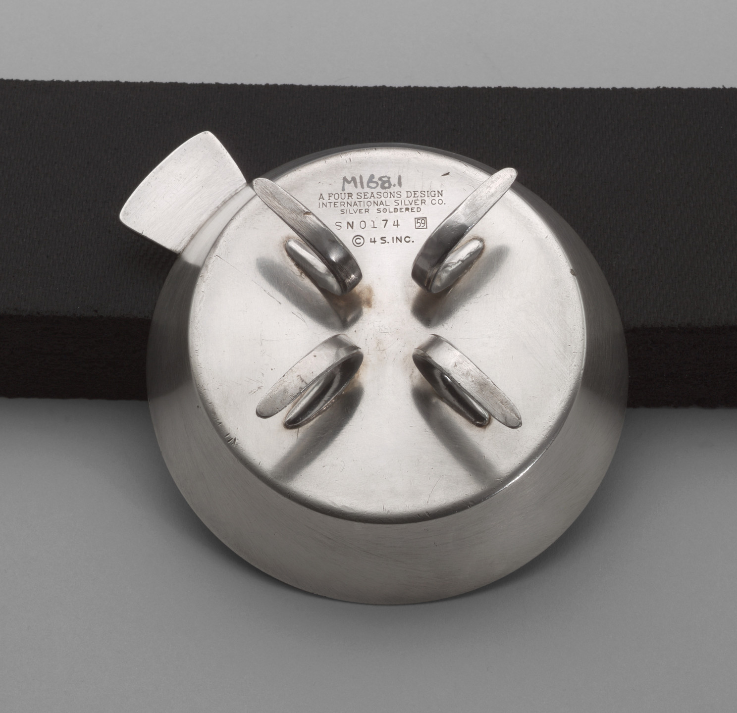 Garth Huxtable, Ada Louise Huxtable. Serving Dishes. 1958