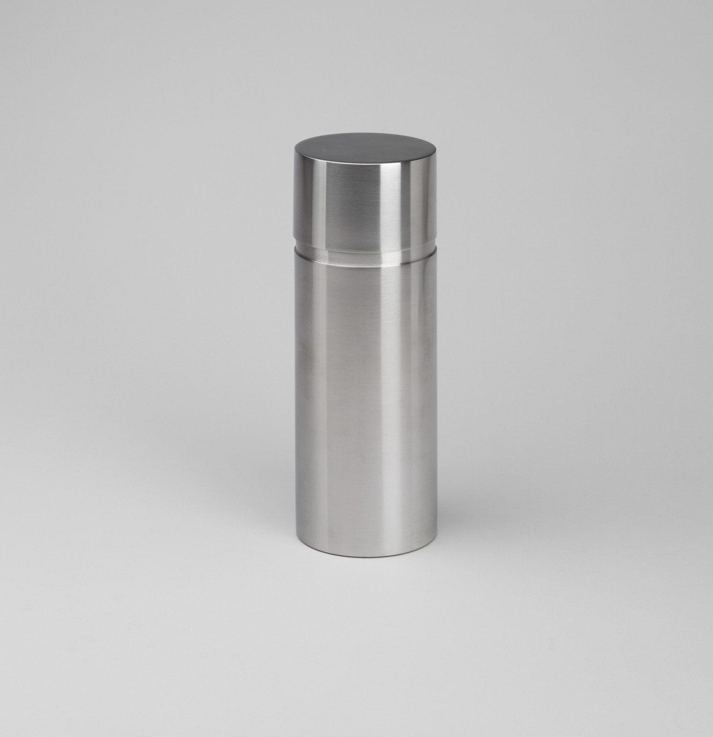 Arne Jacobsen. Cylinda Cocktail Shaker. 1964