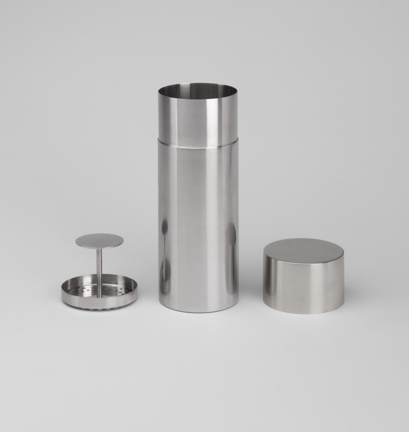 Arne Jacobsen. Cylinda Cocktail Shaker. 1964
