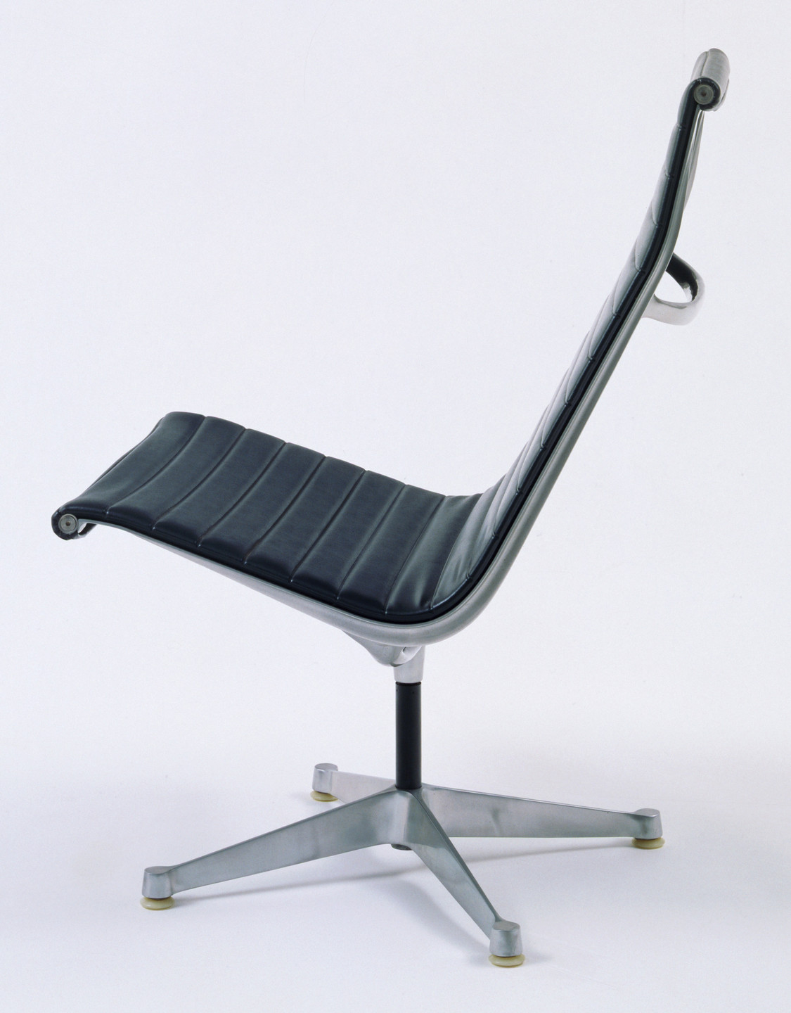 Charles Eames. Lounge Chair. 1958