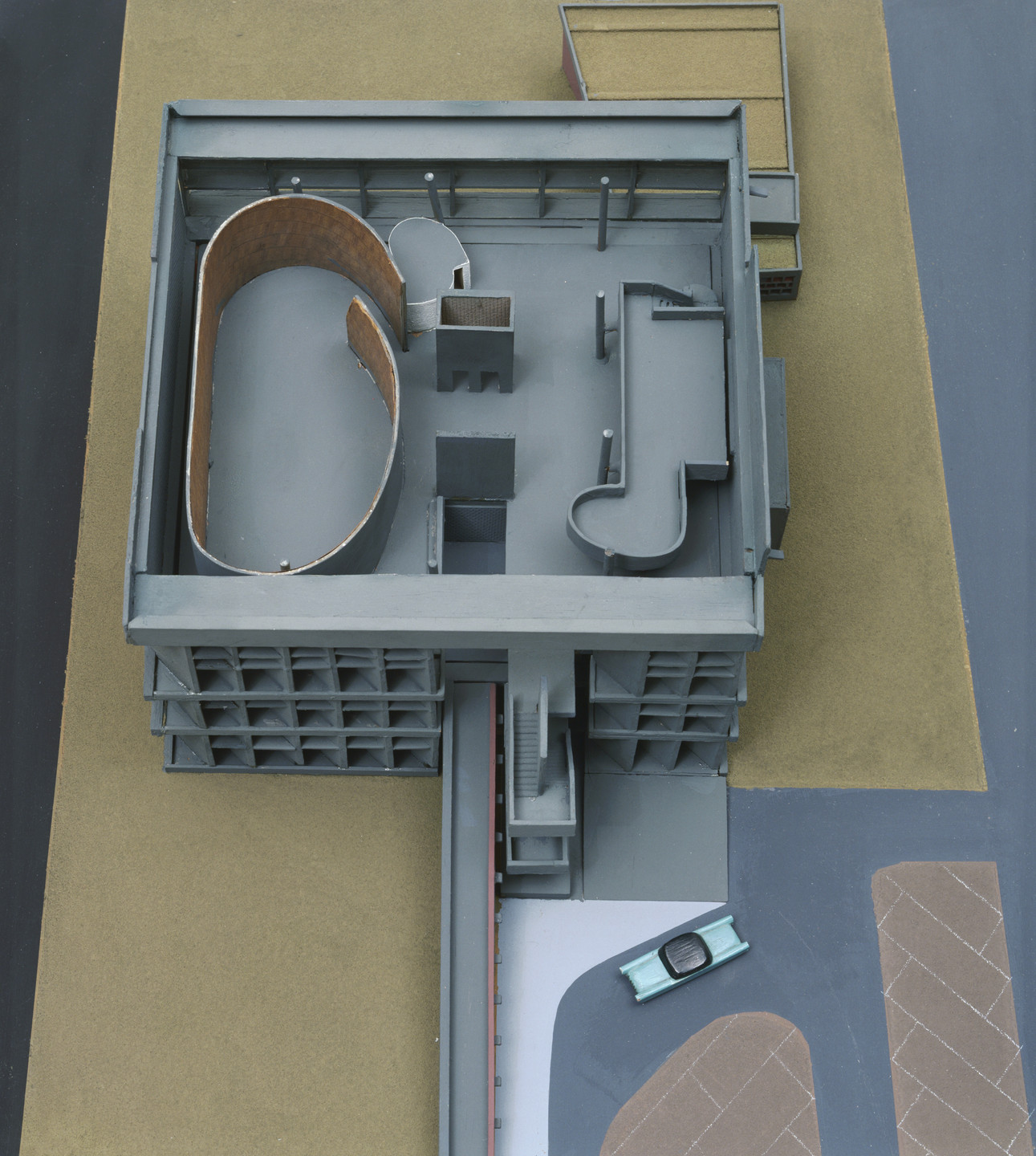 Le Corbusier (Charles-Édouard Jeanneret), Pierre Jeanneret. Mill Owners Association Building, Ahmedabad, India. 1951-1954