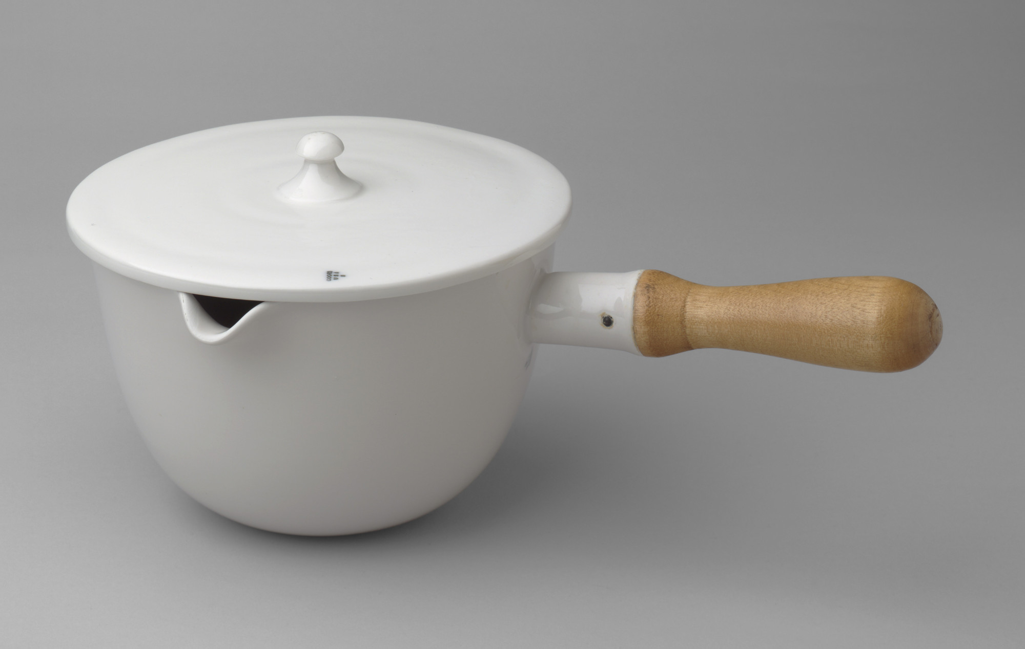 Coors Porcelain Co., Golden, CO. Covered Casserole