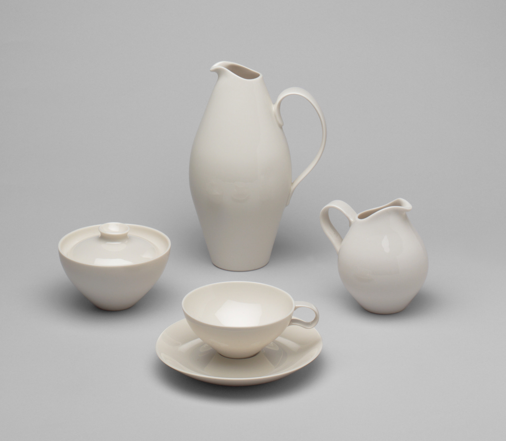 Eva Zeisel. Museum Dinner Service. c. 1942-45