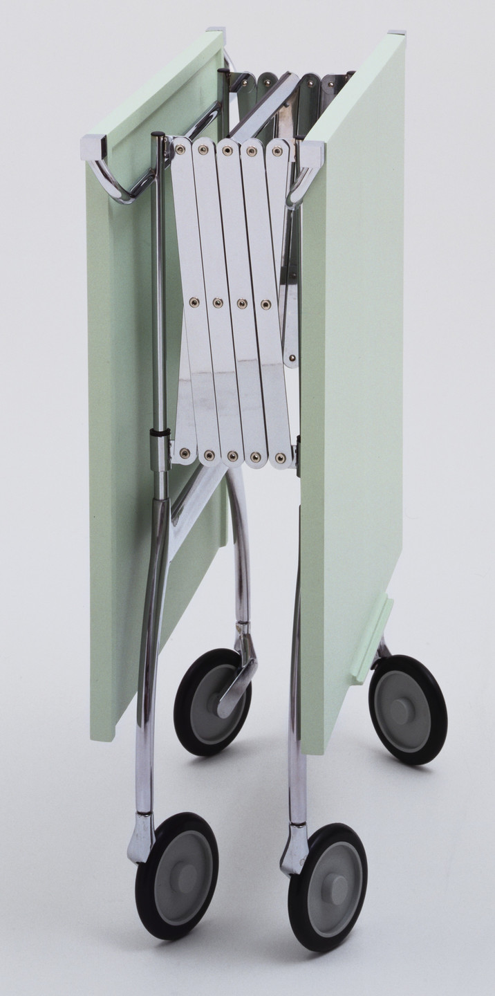 Antonio Citterio, Glen Oliver Löw. Battista Folding Extension Table. 1991