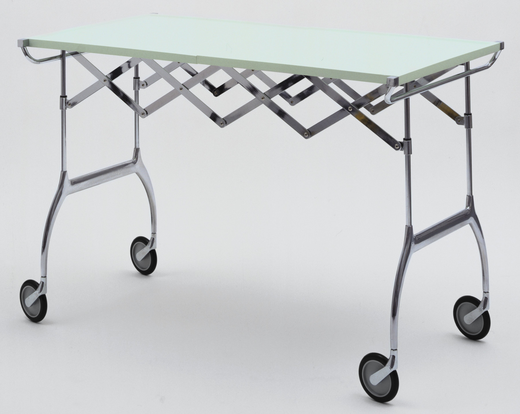 Antonio Citterio, Glen Oliver Löw. Battista Folding Extension Table. 1991