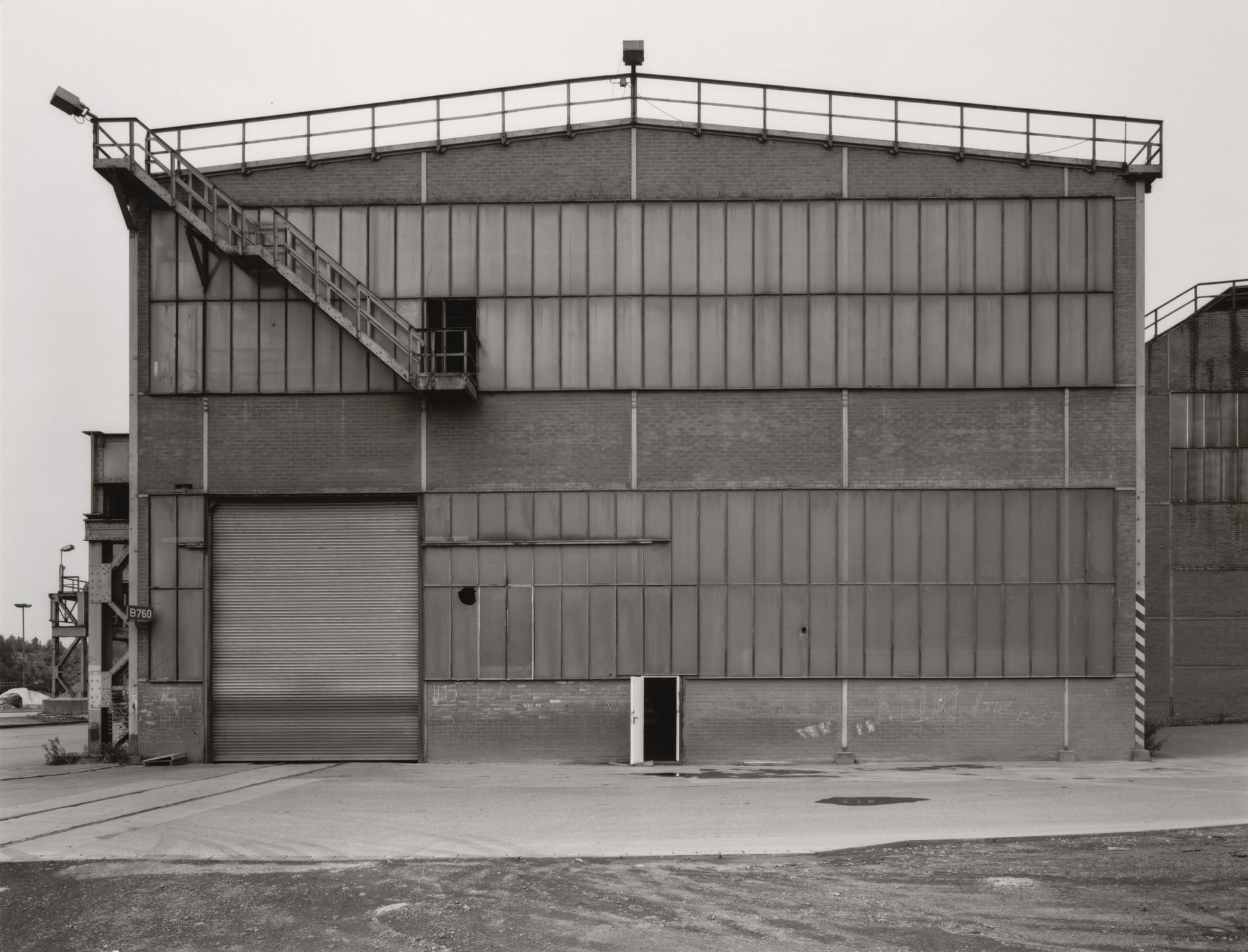 Bernd Becher, Hilla Becher. Industrial Façades. 1978-92