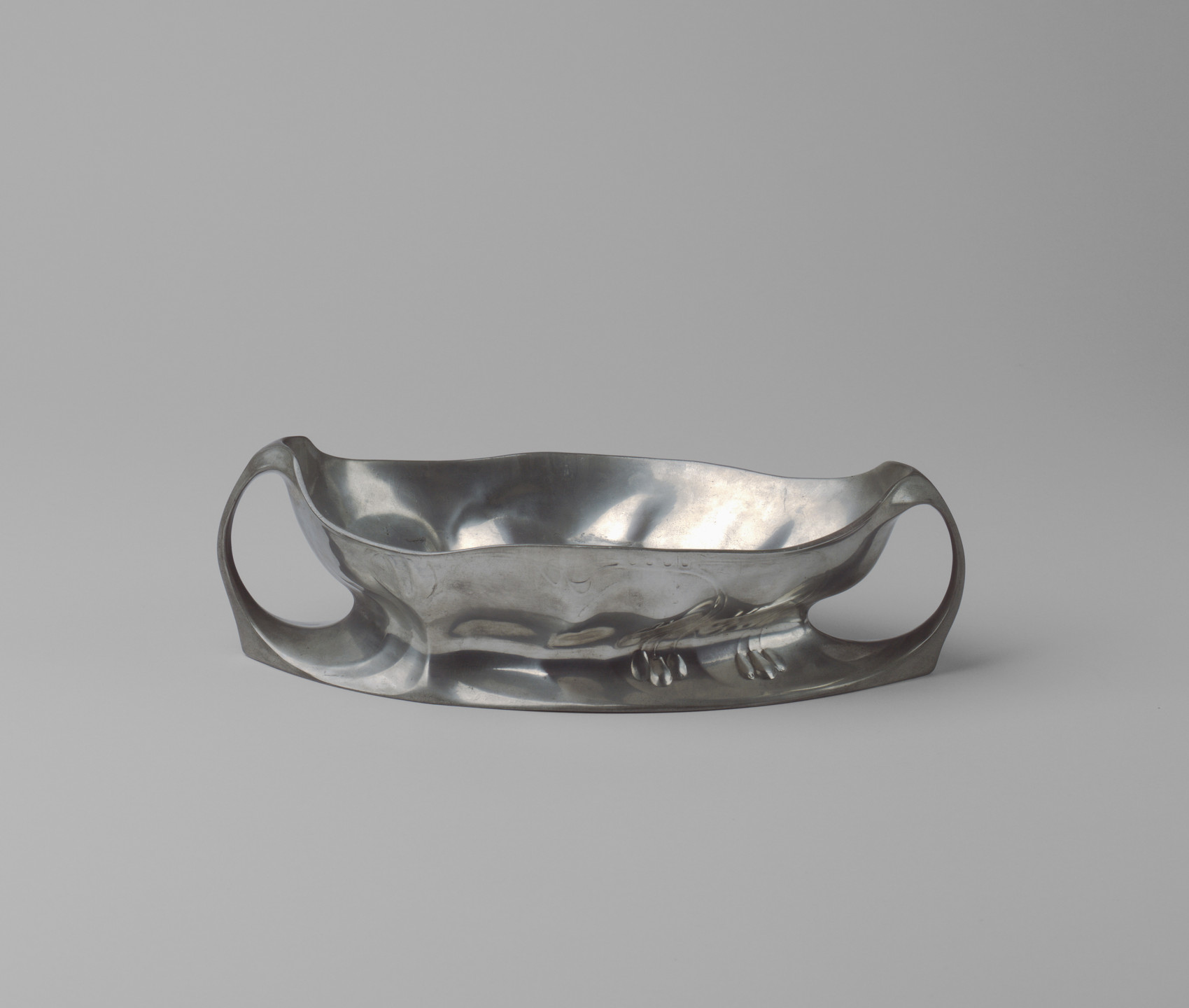 Hugo Leven, Hermann Fauser. Jardiniere. 1902-04