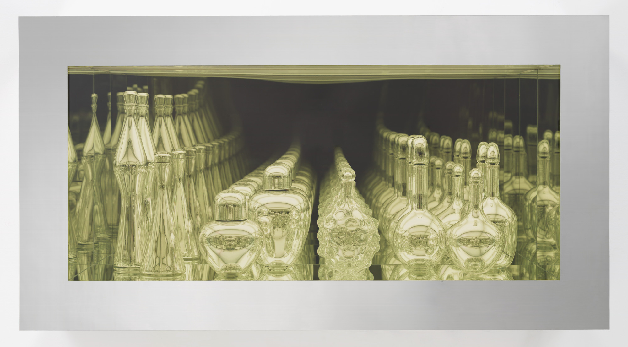 Josiah McElheny. Modernity, Mirrored and Reflected Infinitely. 2003