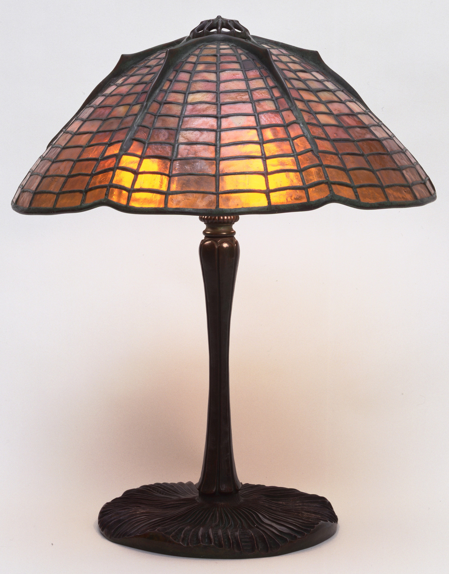 洋書　Tiffany  LouisComfort Tiffany By Design: An In-depth Look At Tiffany Lamps