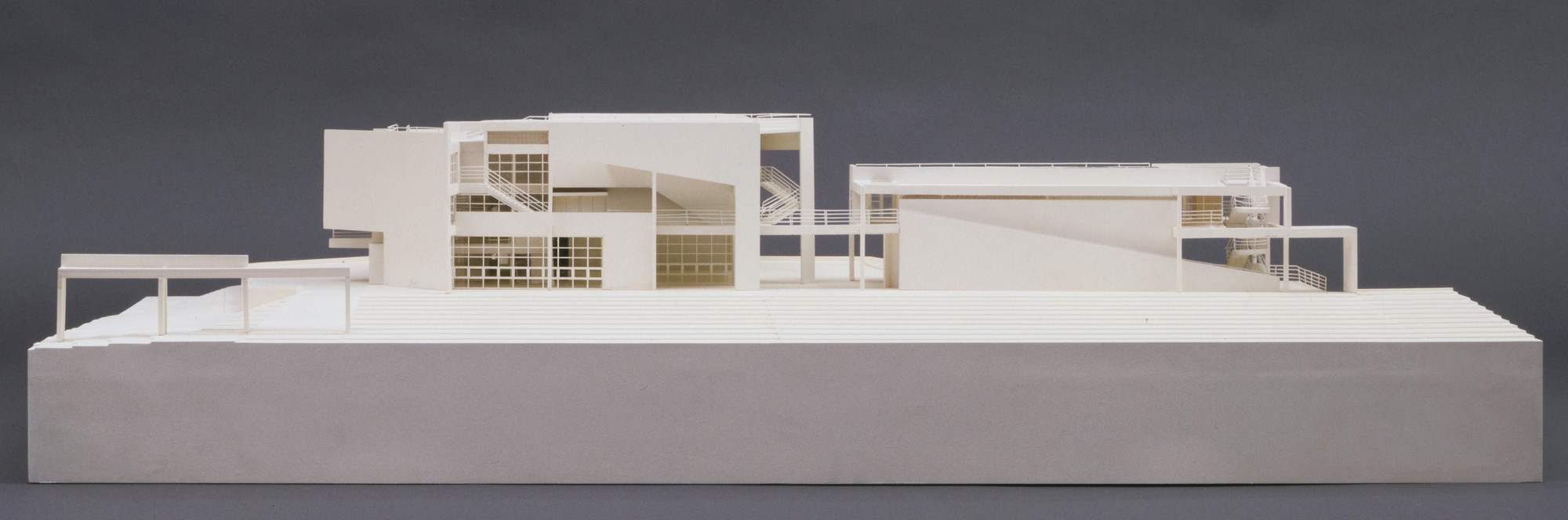 Richard Meier & Associates, Architects. The Atheneum, New Harmony, Indiana (Scale model, 1/8" = 1')