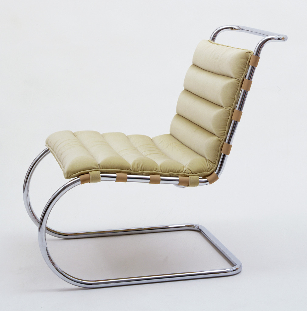 MR Lounge Chair (model 34)