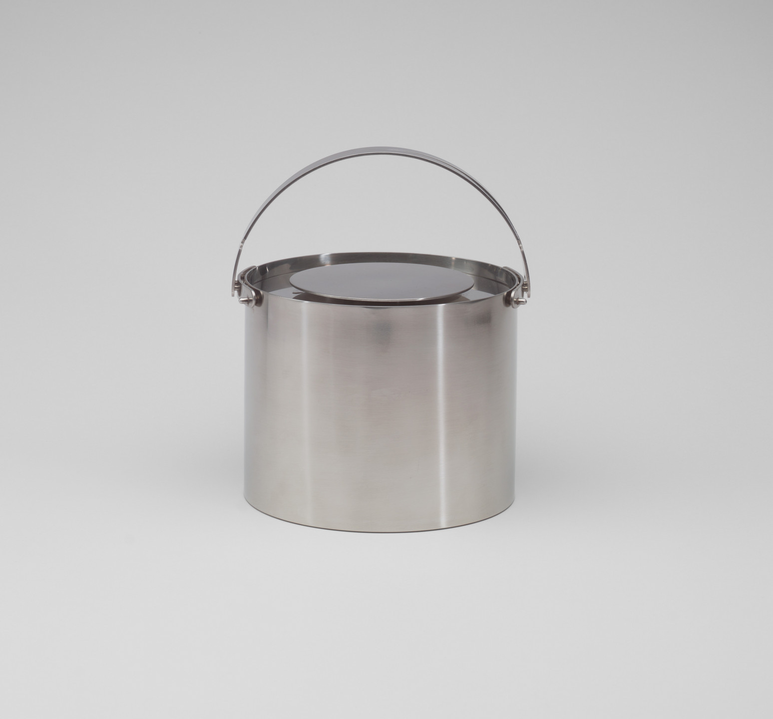 Arne Jacobsen. Cylinda Ice Bucket. 1964-67