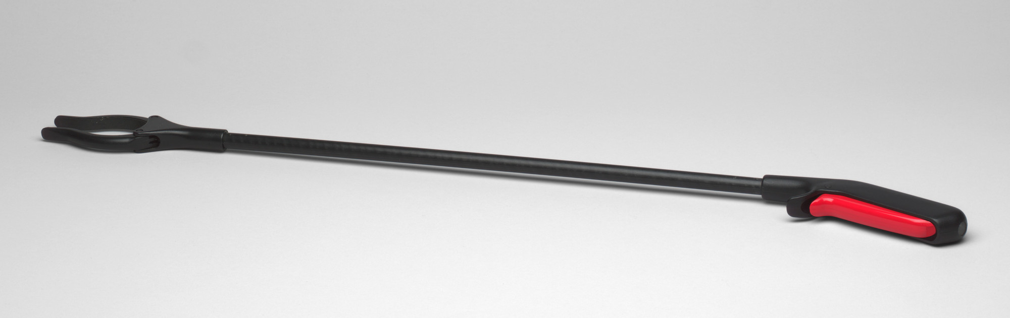 Ergonomi Design Gruppen (now Veryday), Maria Benktzon, Håkan Bergkvist, Sven-Eric Juhlin. Grip Tongs. 1984