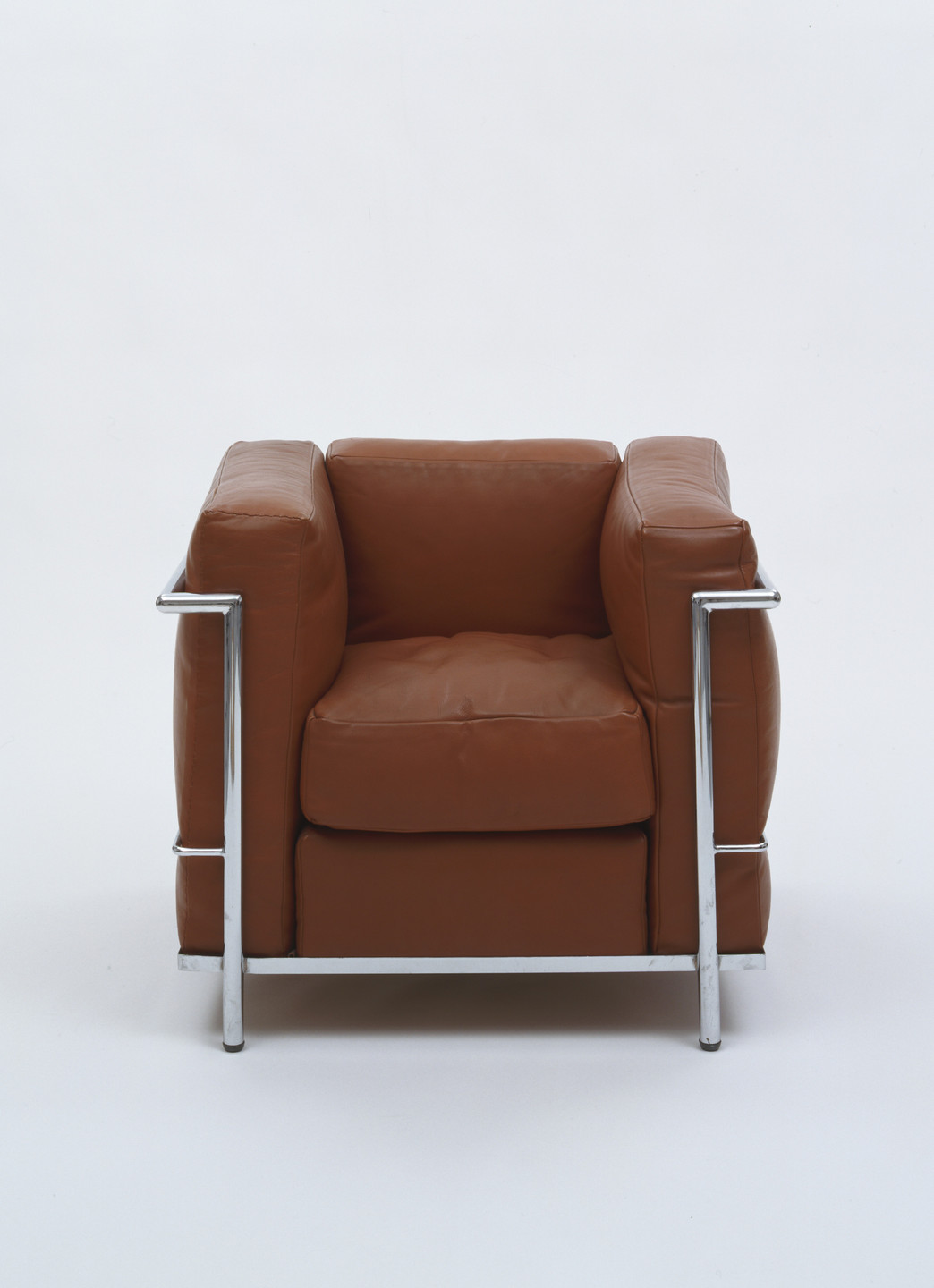 Le Corbusier (Charles-Édouard Jeanneret), Pierre Jeanneret, Charlotte Perriand. Easy Chair (Fauteuil Grand Confort). Designed 1928 (this example 1959)