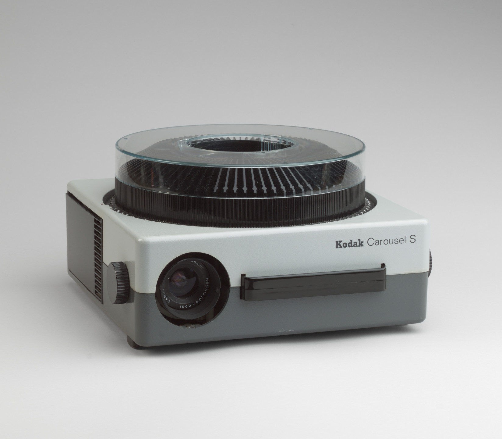 Hans Gugelot, Reinhold Häcker. Carousel-S Slide Projector. 1963 | MoMA