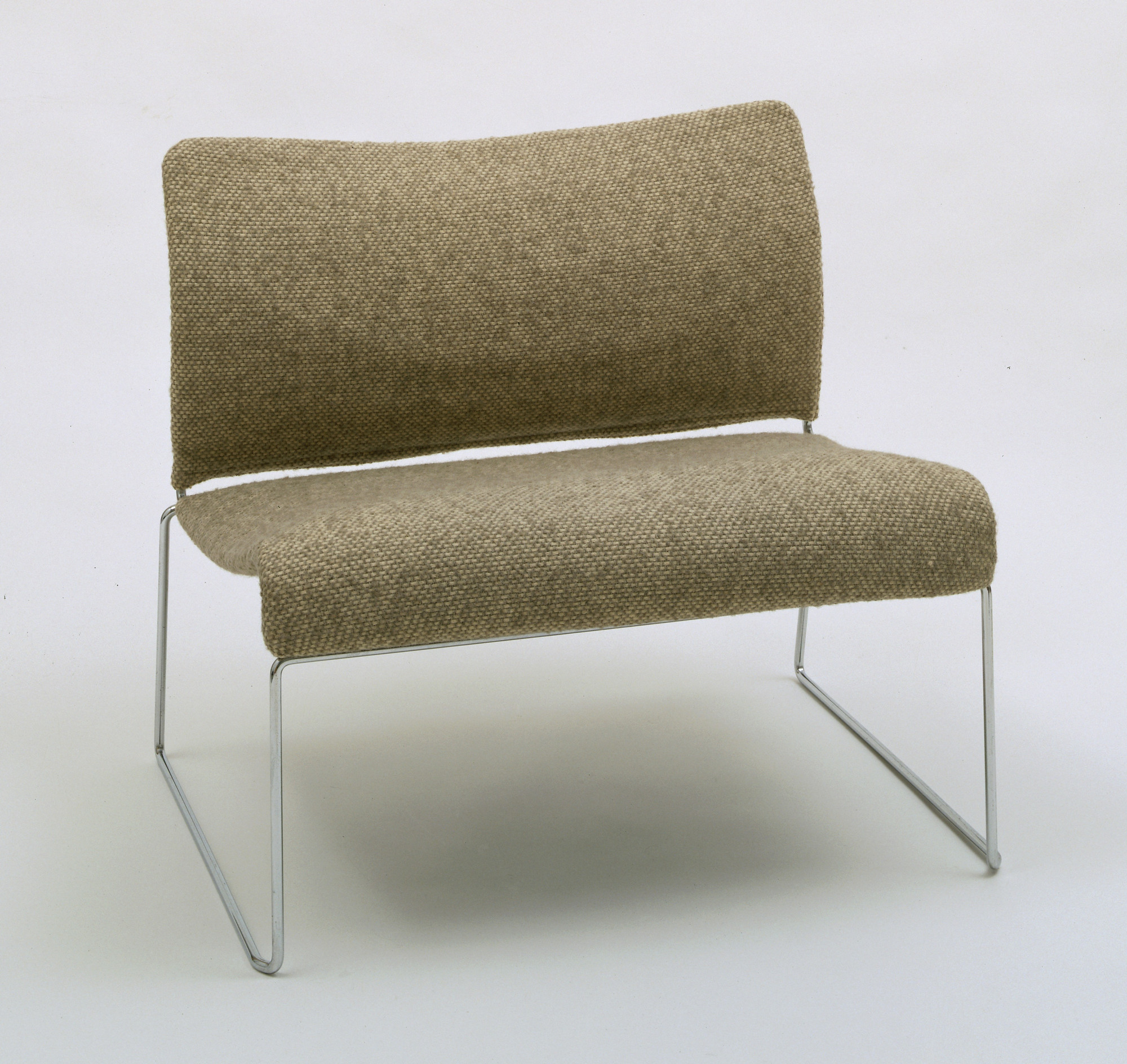 Takahama Kazuhide. Saghi Lounge Chair